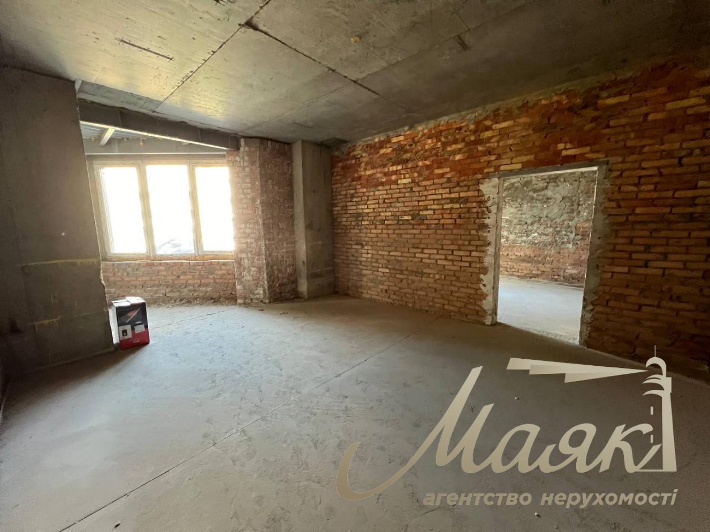 Продаж 2к квартири з терасою ЖК Delmar