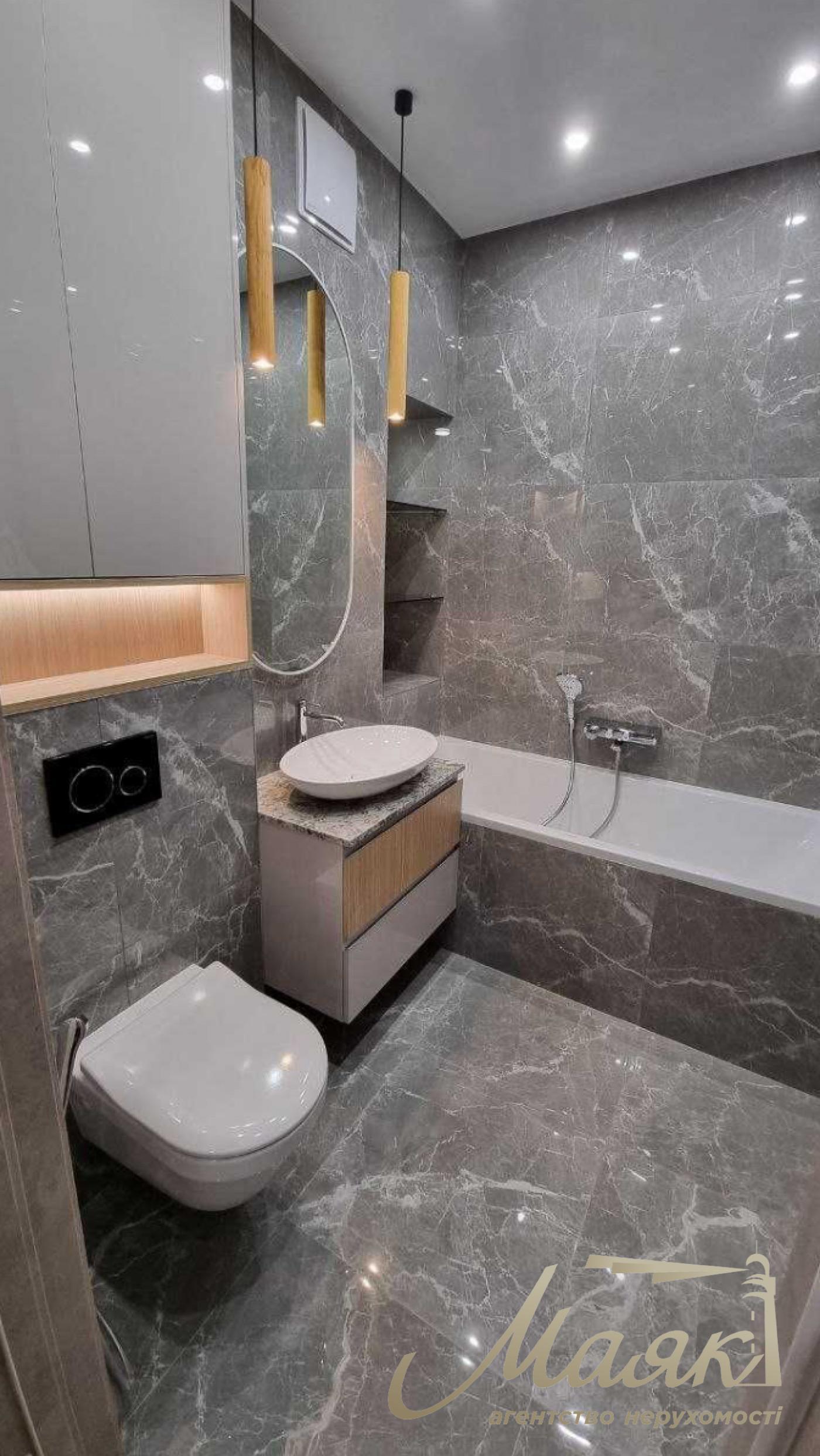 Оренда ЖК Французький квартал-2 Джона Маккейна 1а + ПАРКІНГ