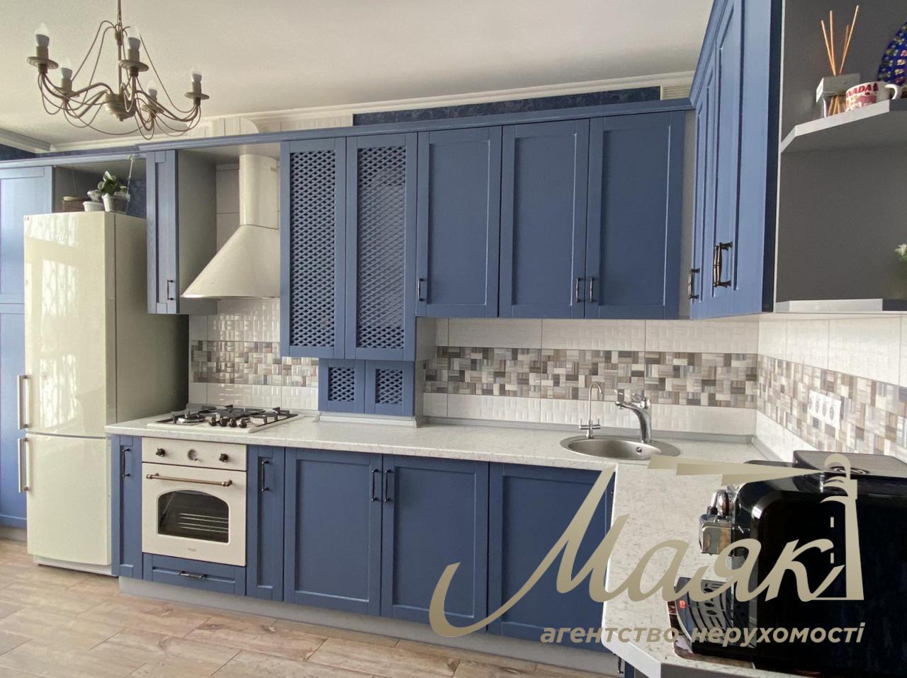 Sale of 4-room 2-level apartment 88 m2 + terrace in residential complex White Chocolate, Center, Belogorodka,