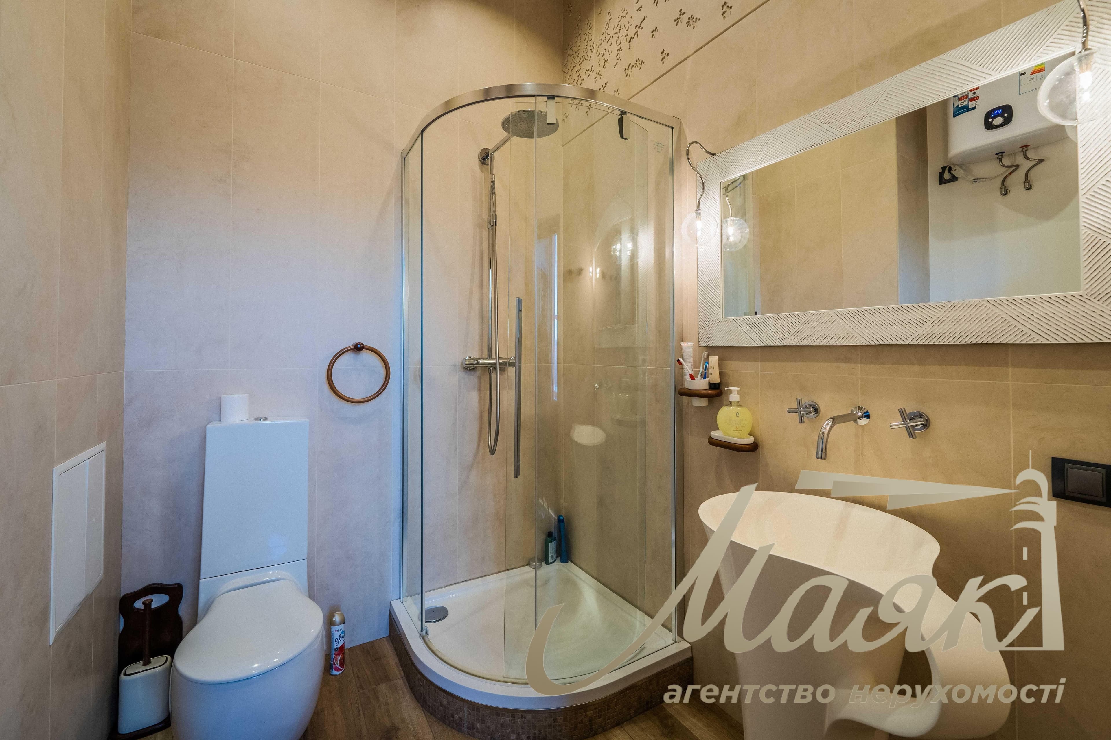 Продаж ексклюзивного пентхауса з мальовничим видом площею 298 м² з терасою у ЖК Park Stone на Оболонській набережній, парк «Наталка»