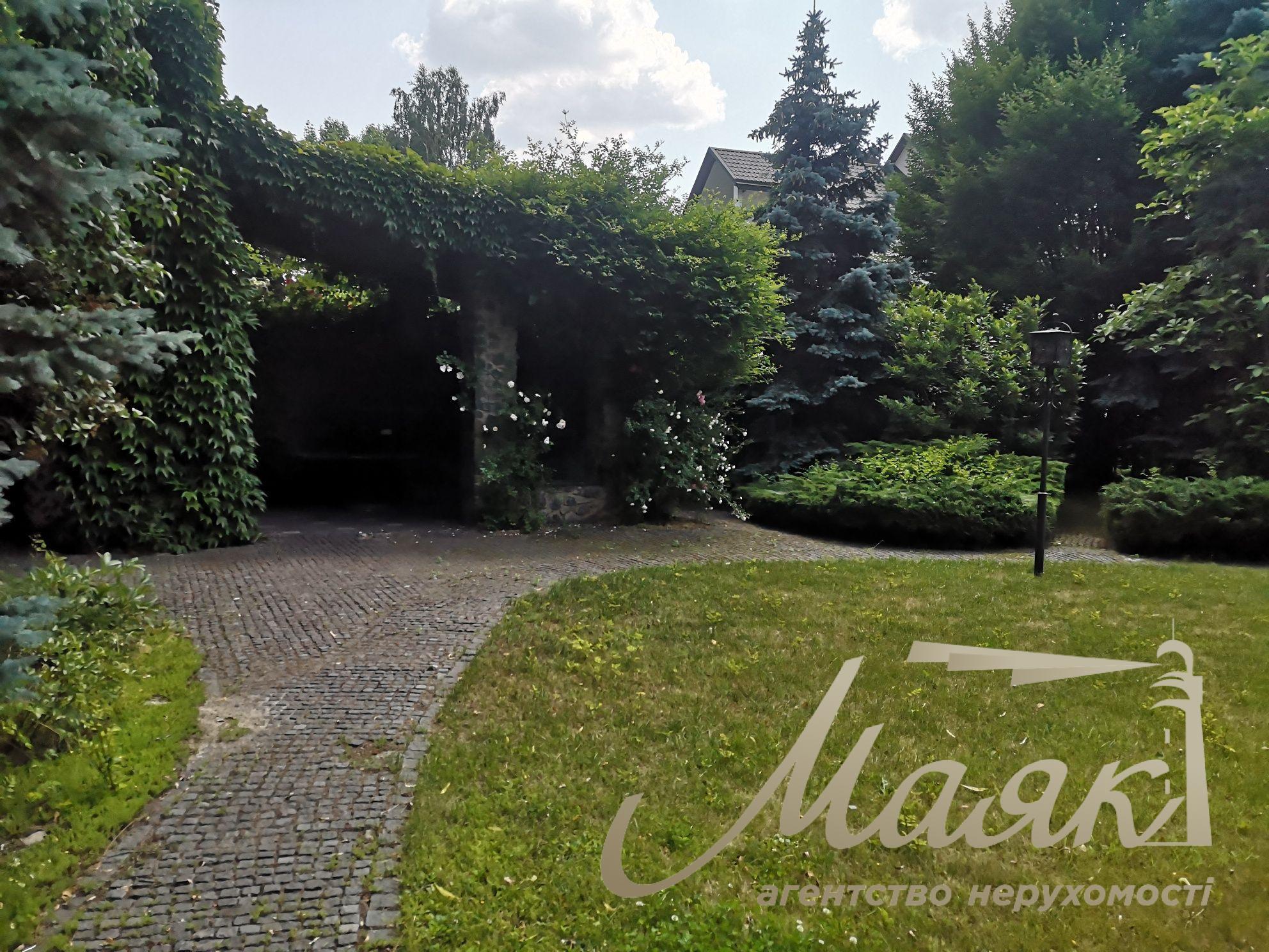 Оренда будинку 550м2 СМТ Козин, "Золоті ворота" Обухівський напрямок