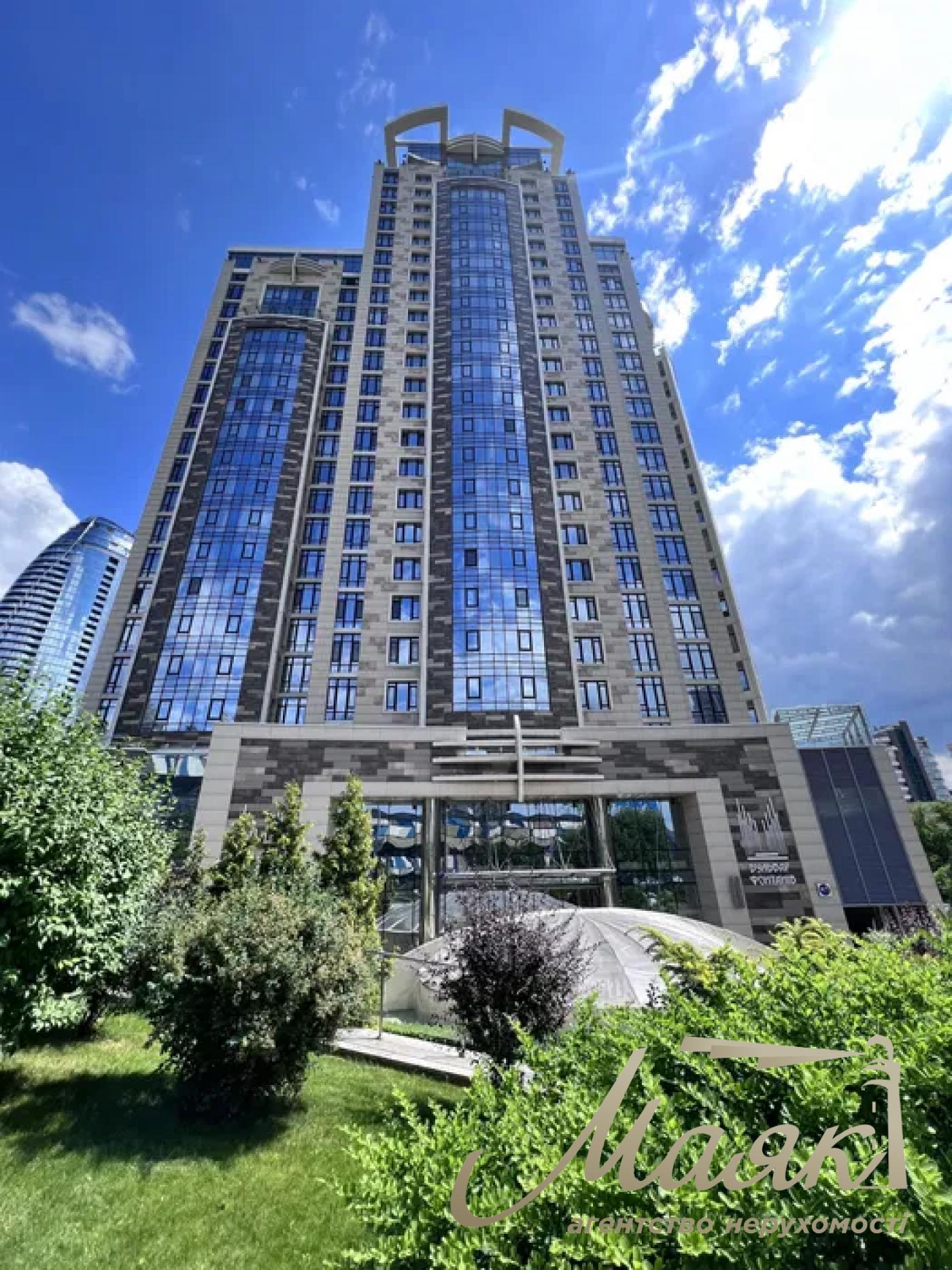 Rent 3k apartment Residential Complex Boulevard of Fountains, 100m2 Sapernoe Pole str., Pechersk