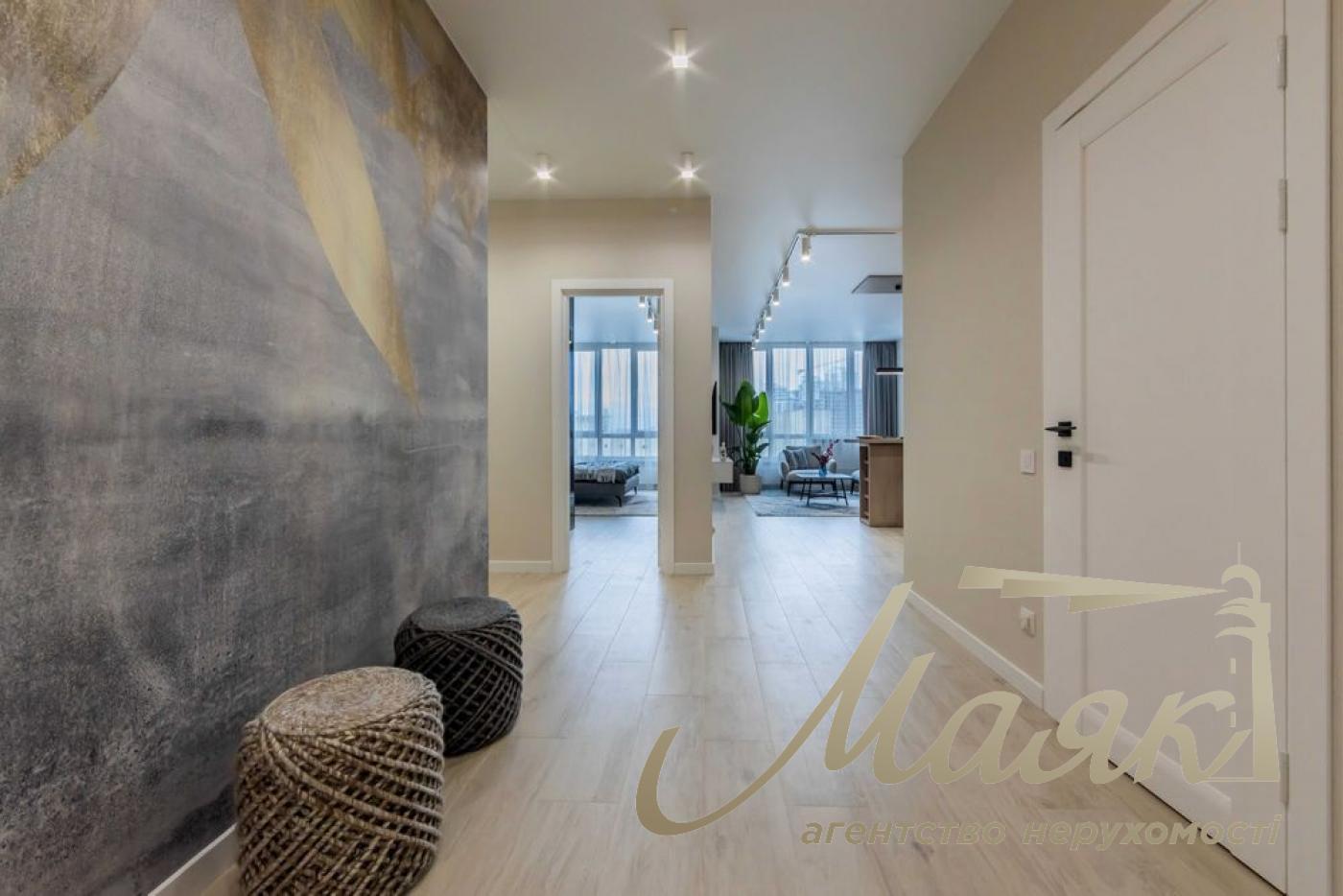 Продаж 2к квартири 84м2 у ЖК "Новопечерська Вежа".