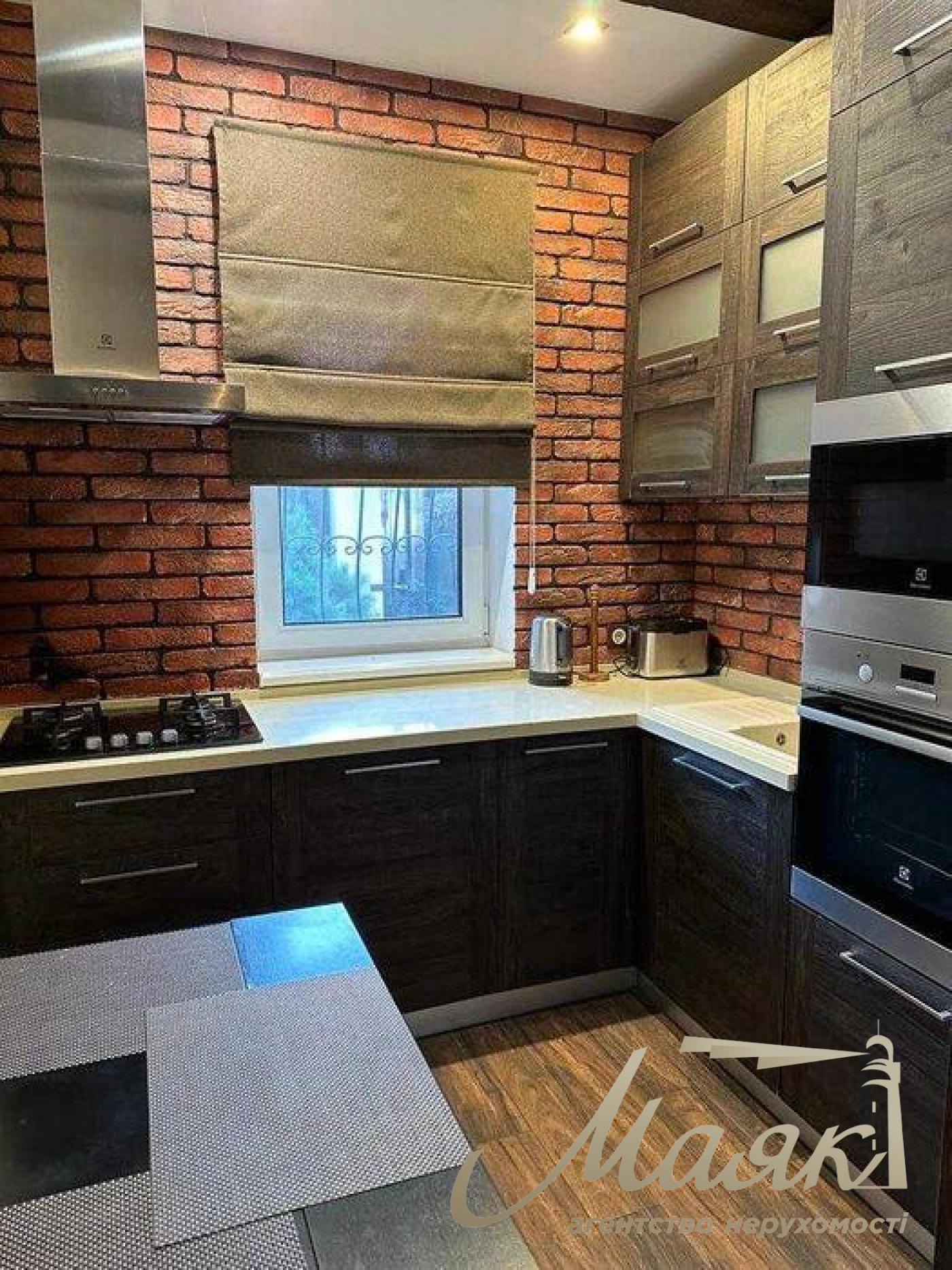 Sale of 2-storey house. Area - 105 sq.m. s. Svyatopetrovskoye. Suburb of Kyiv.