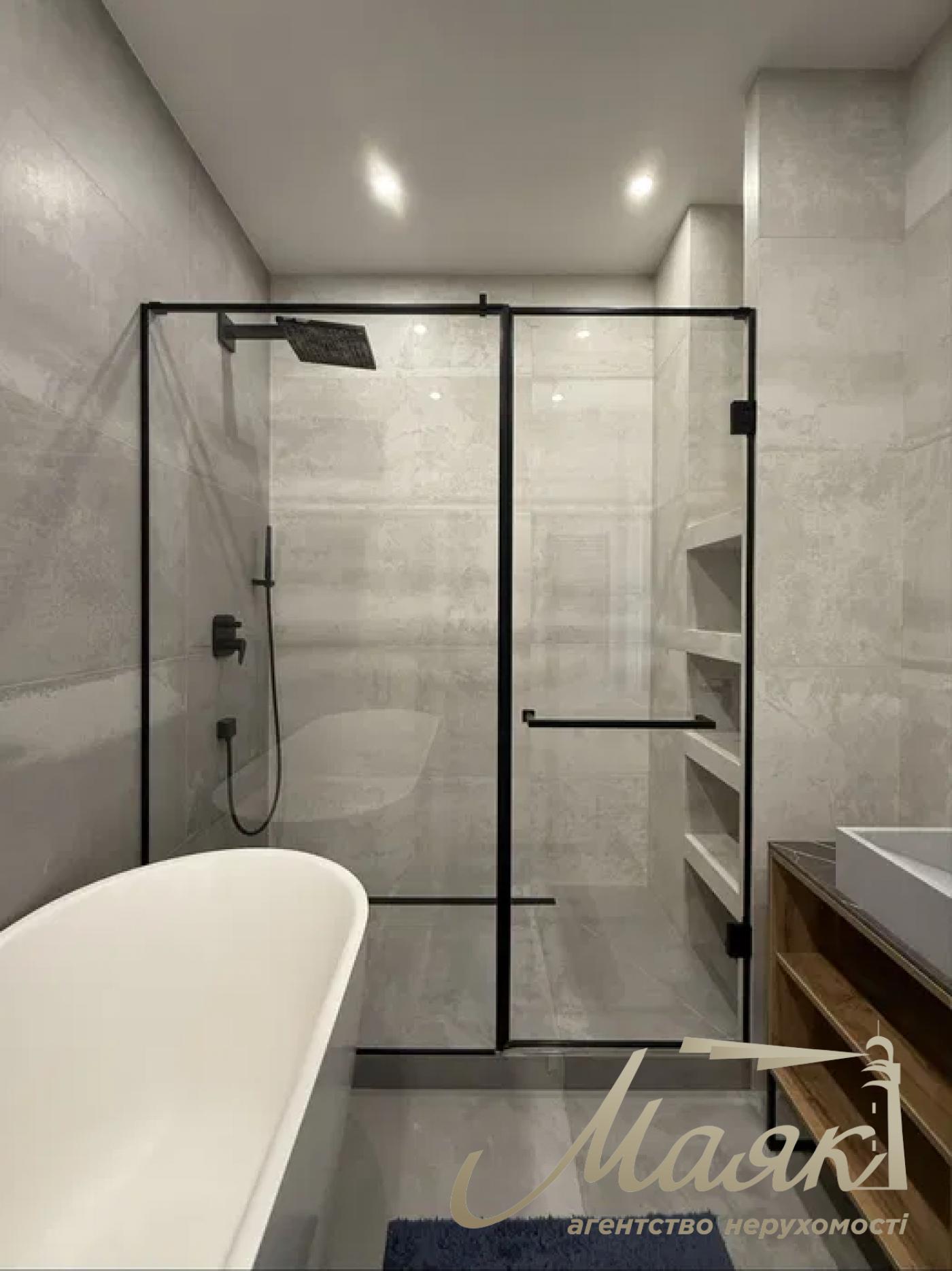 For sale 4k apartment Park Avenue VIP 120m Park Avenue Demeyevskaya Goloseevsky district nr