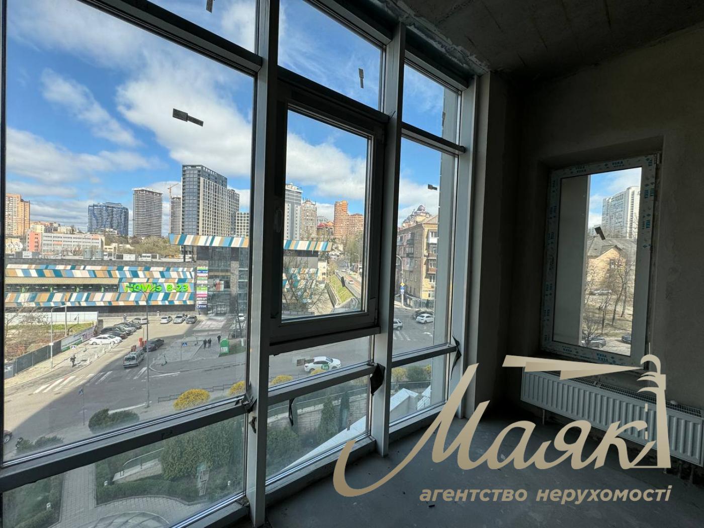 Sale of apartment 176m2 in residential complex Boulevard of Fountains, Sapernoye Pole street, Pechersk, Kyiv