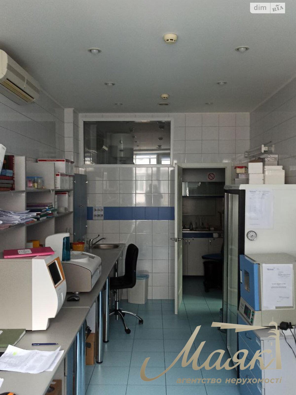 Продажа помещения 393 м2 на ул. Почайнинской. Подол