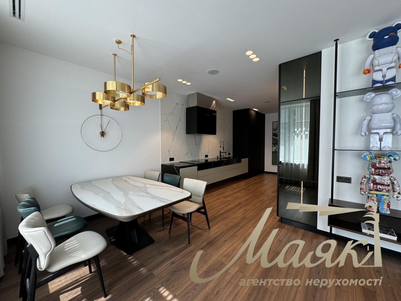 Продажа 3к квартиры 150м2 в ЖК Новопечерские липки, Драгомирова 17, Печерск, Киев