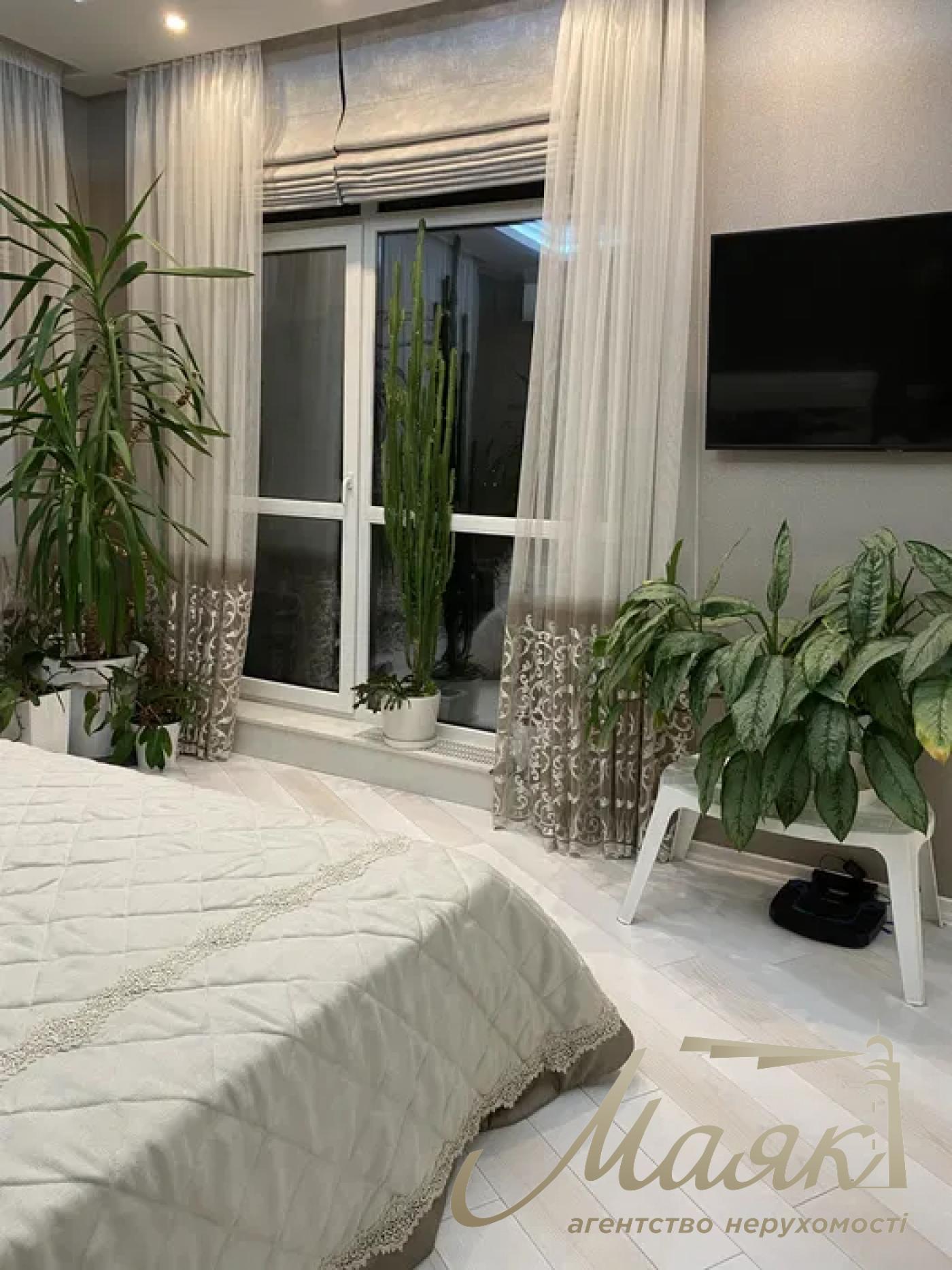 Аренда 3-к квартиры ЖК Централ Парк, Печерский р-н