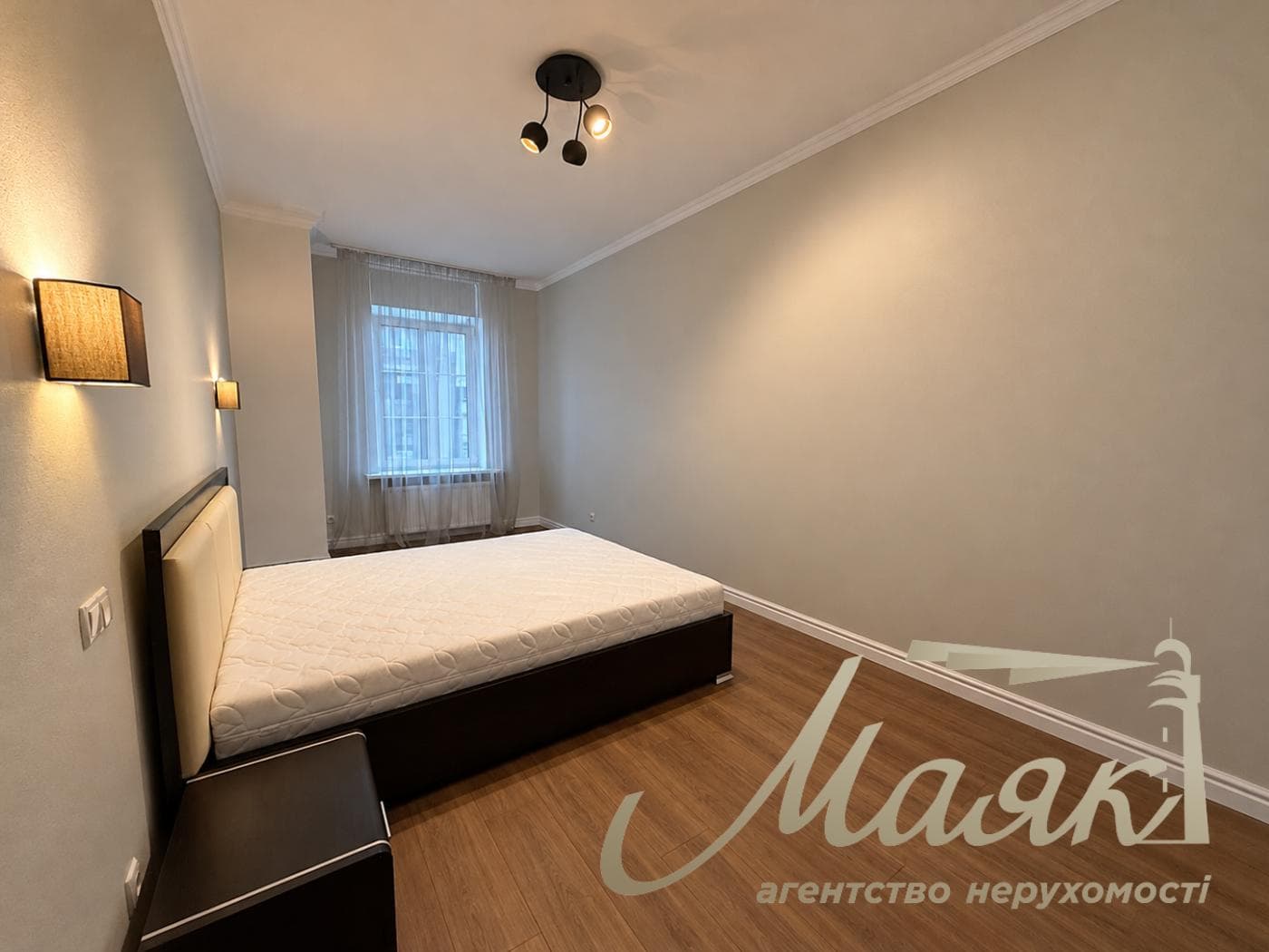 Продаж 3-кімнатної квартири з ремонтом, 150 м², у клубному будинку Botanic House (Ботанік Хаус), Печерськ, Болсуновська, 23