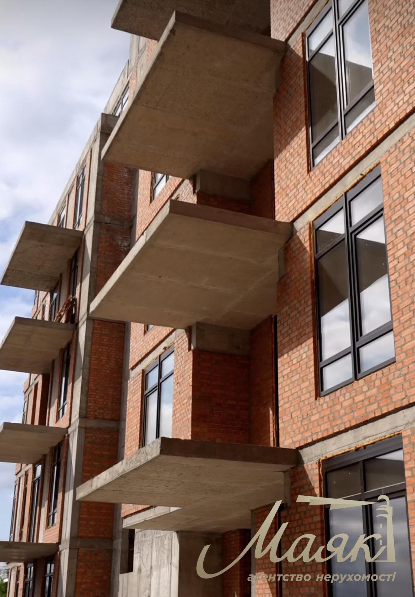 Продаж 2-кімнатної квартири площею 46,88 м² у клубному будинку OLEGIV PODIL/Олегівський, вул. Олегівська, 36, Поділ, Центр, Київ