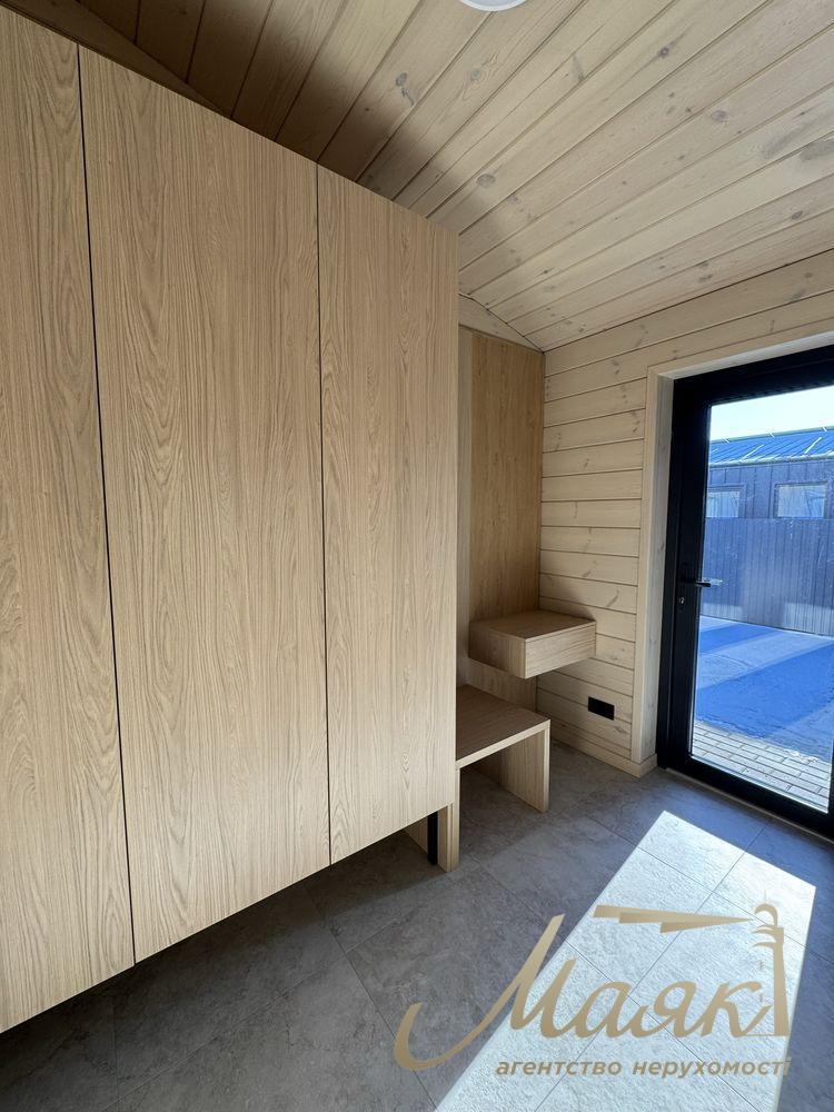 Оренда автономного будинку 140м2 в стилі барнхаус з басейном у Рославичах