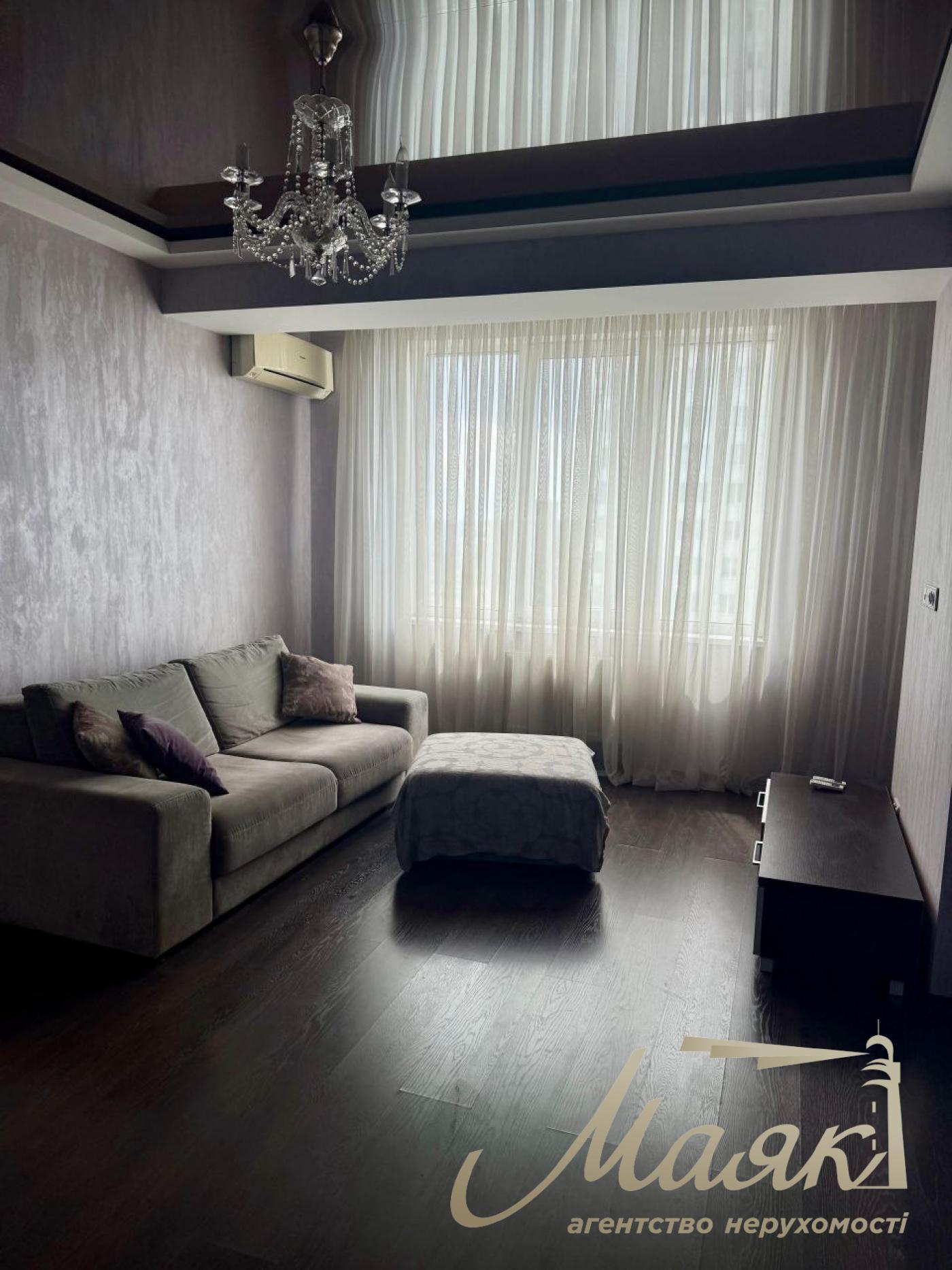 Rent 2k apartment in LCD Silver Breez, Dniprovska embankment 1