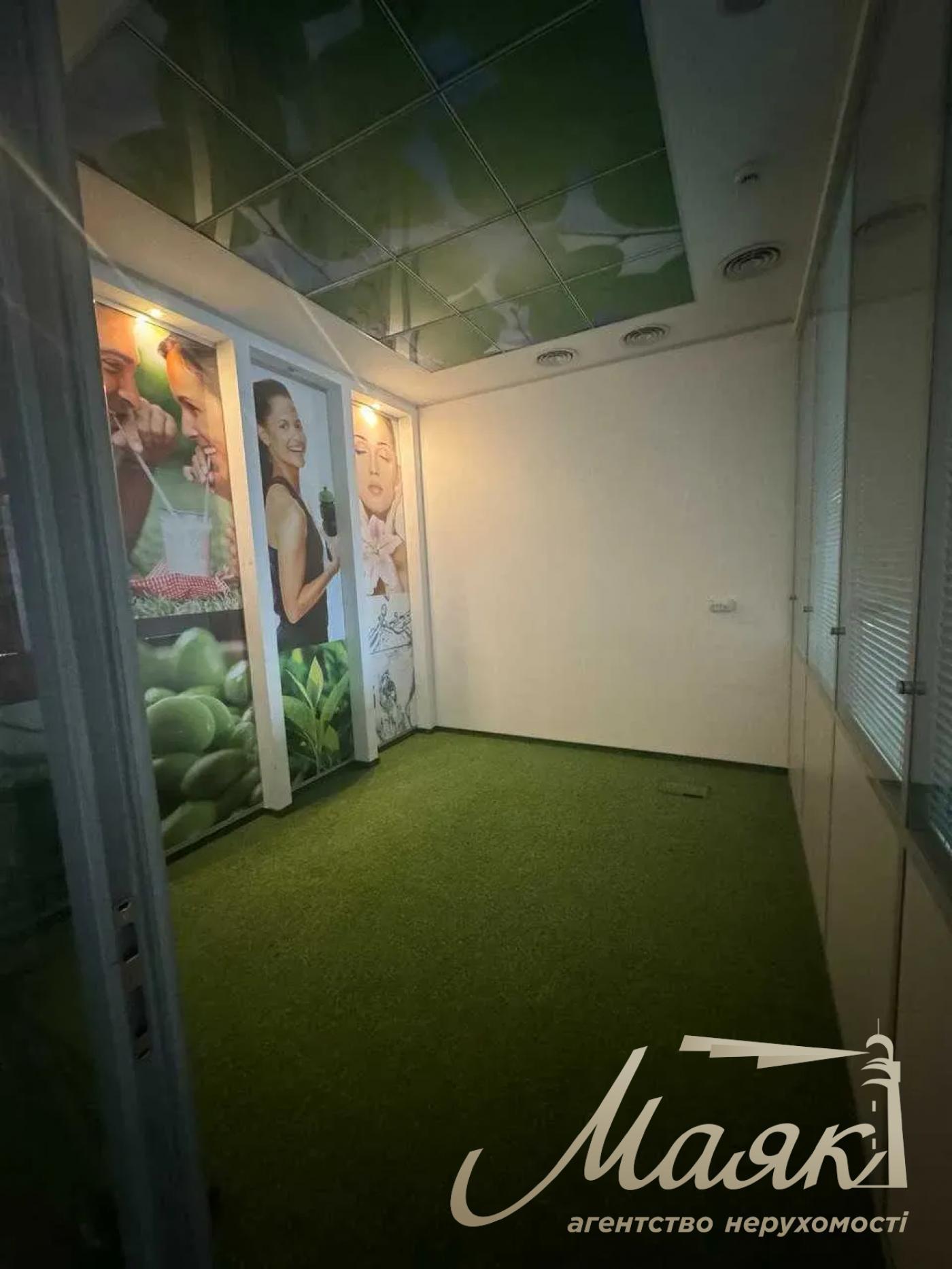 Аренда офиса 540 м² в БЦ «Домино», Подол
