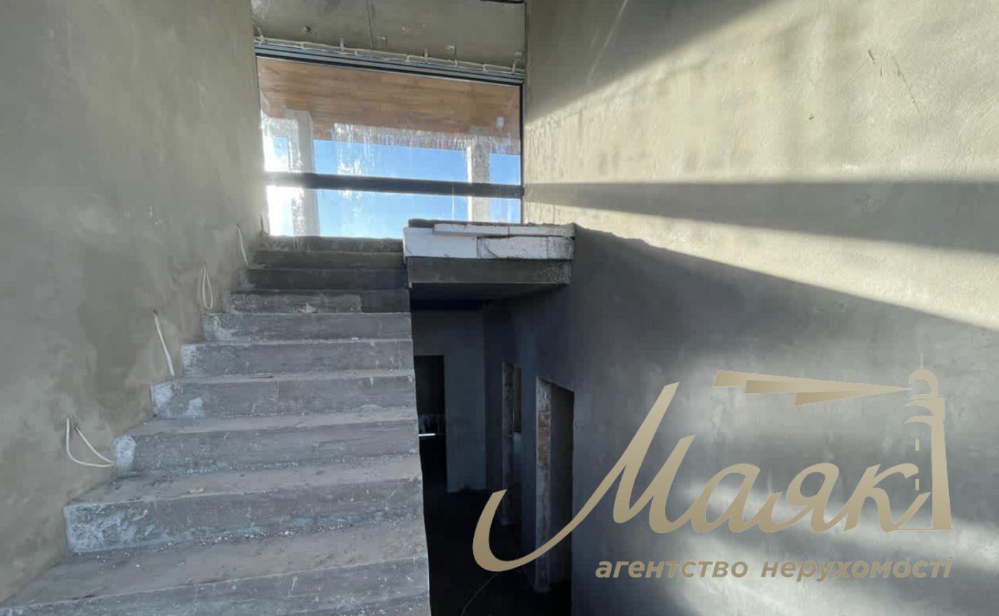 Sale of a 2-storey house 370m2 in KG "Nova Khodosovka" Kievo-Svyatoshinsky district