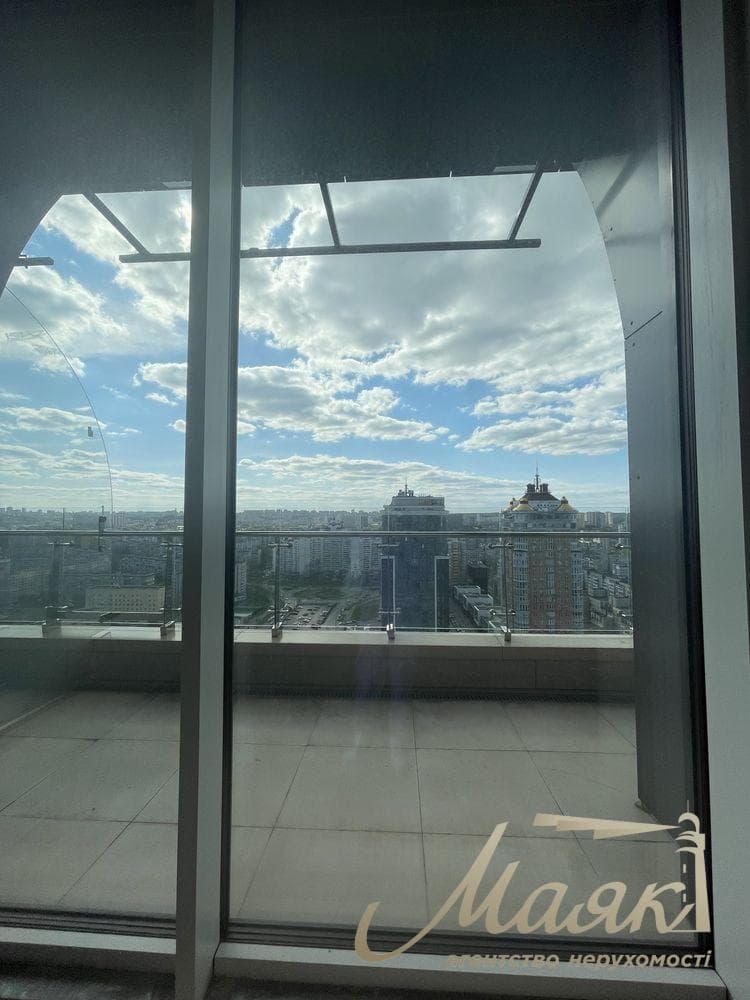 Продаж елітного пентхауса площею 337 м² у ЖК Obolon Residences, Оболонський район, Мінська