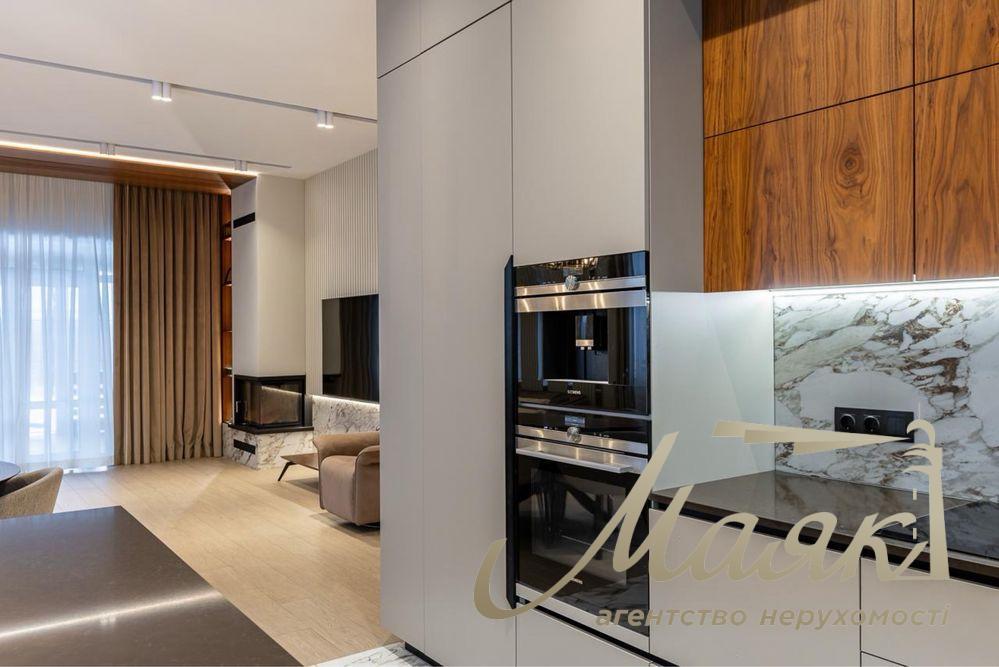 Продаж преміального будинку 210м2 в с. Хотів, поруч Київ, Святошинський район