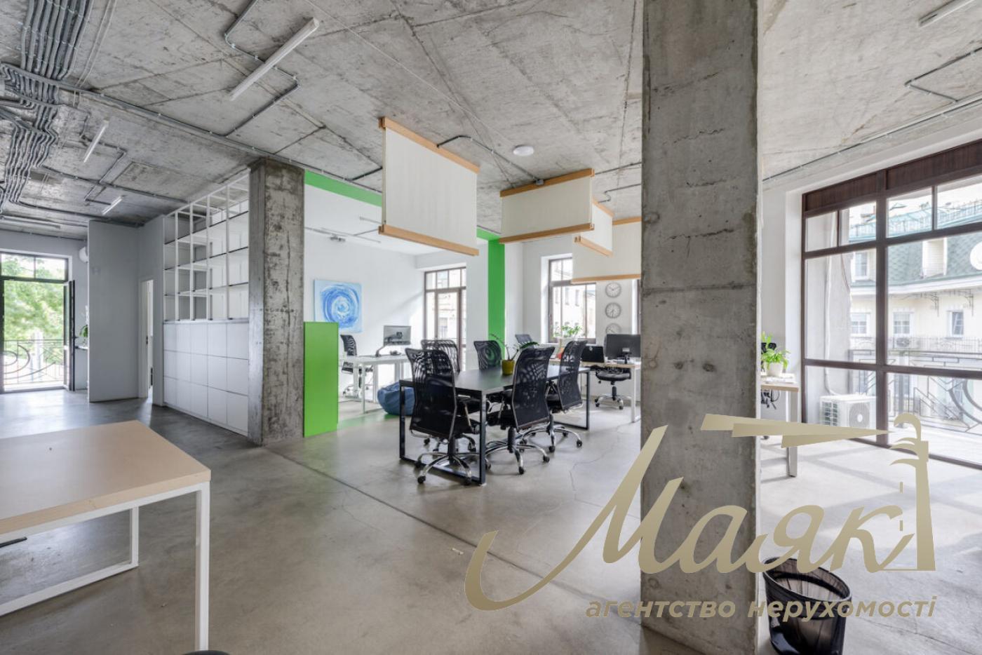 Rent office 130 sq.m. on Vozdvizhenska street 51, Podol