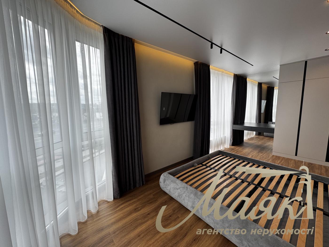 For sale 3-bedroom apartment in LCD Great