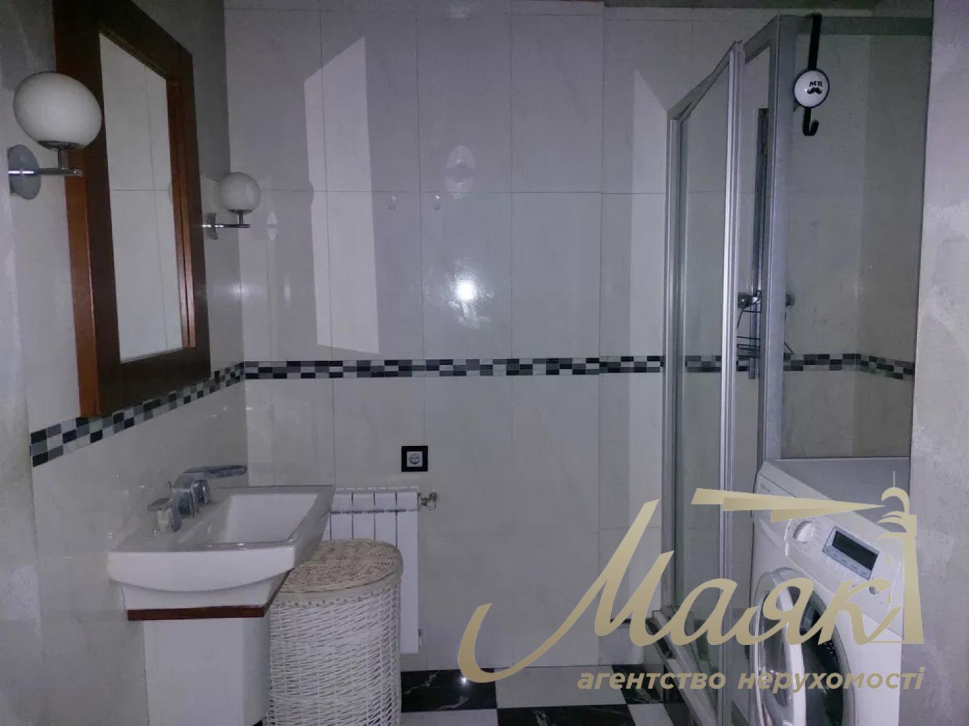 Продаж 4-к 2-х рівневої квартири, 158 м2, вул. Лобановського, Святошинський р-н