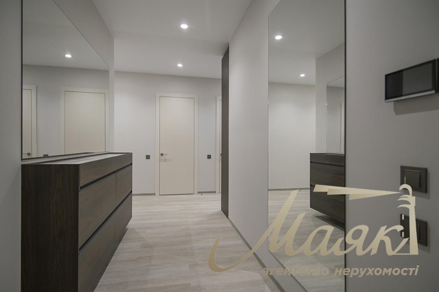 Rent apartment 3k Antonovich Atlantic Residence Center Goloseevsky