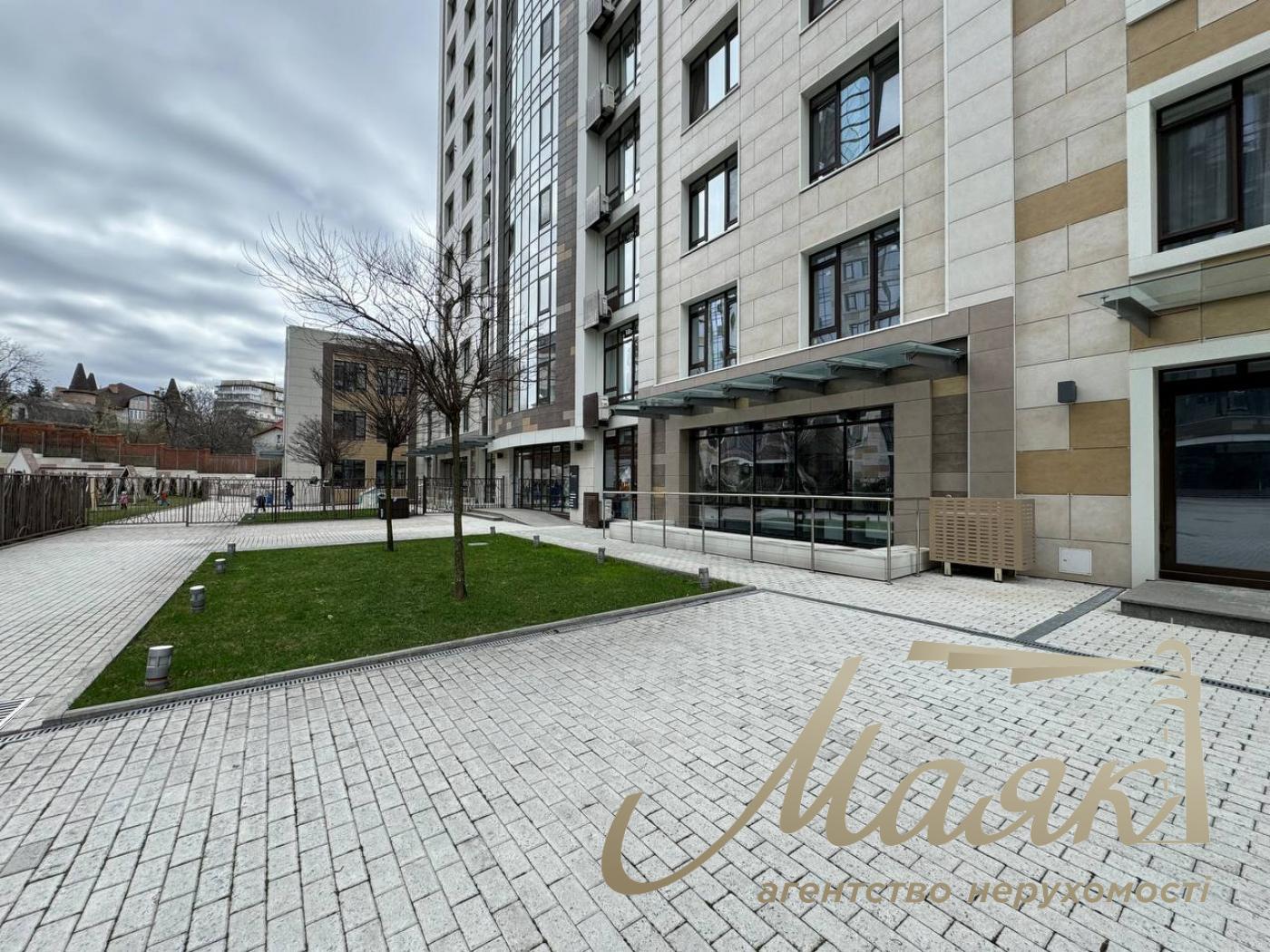 Sale of premises 180m2 in residential complex Boulevard of Fountains, Sapernoye Pole street, Pechersk, Kyiv