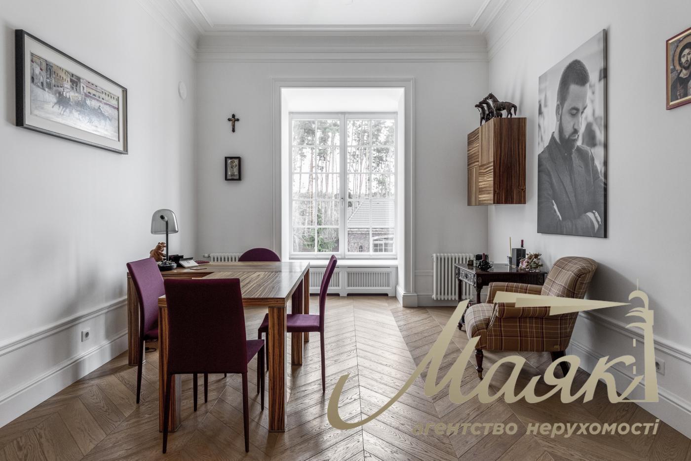 Продажа загородной резиденции в с.Капитановка, Киево-Святошинский р-н