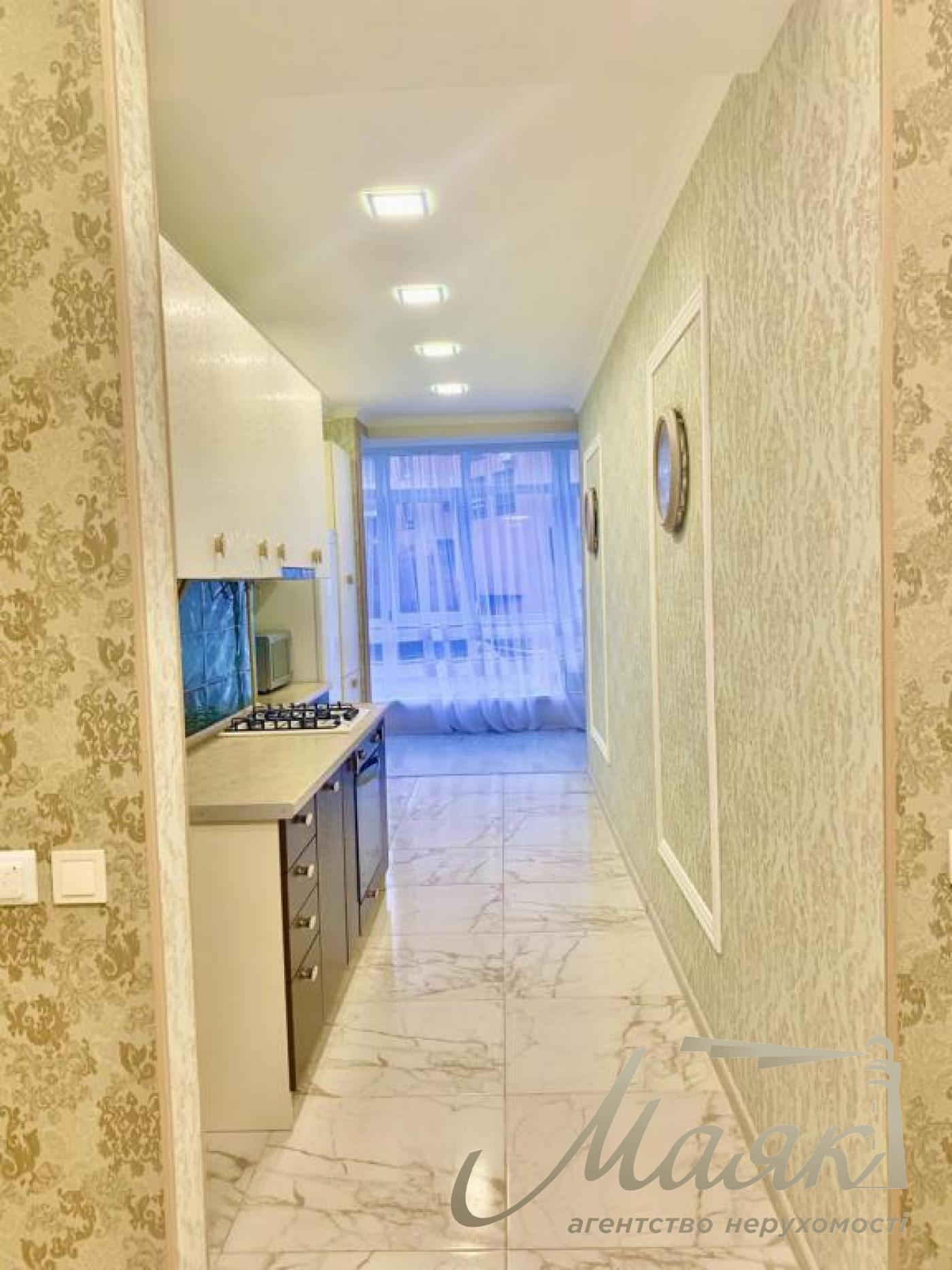 Rent 3-room apartment residential complex Lvivsky quarter, Glubochitskaya street