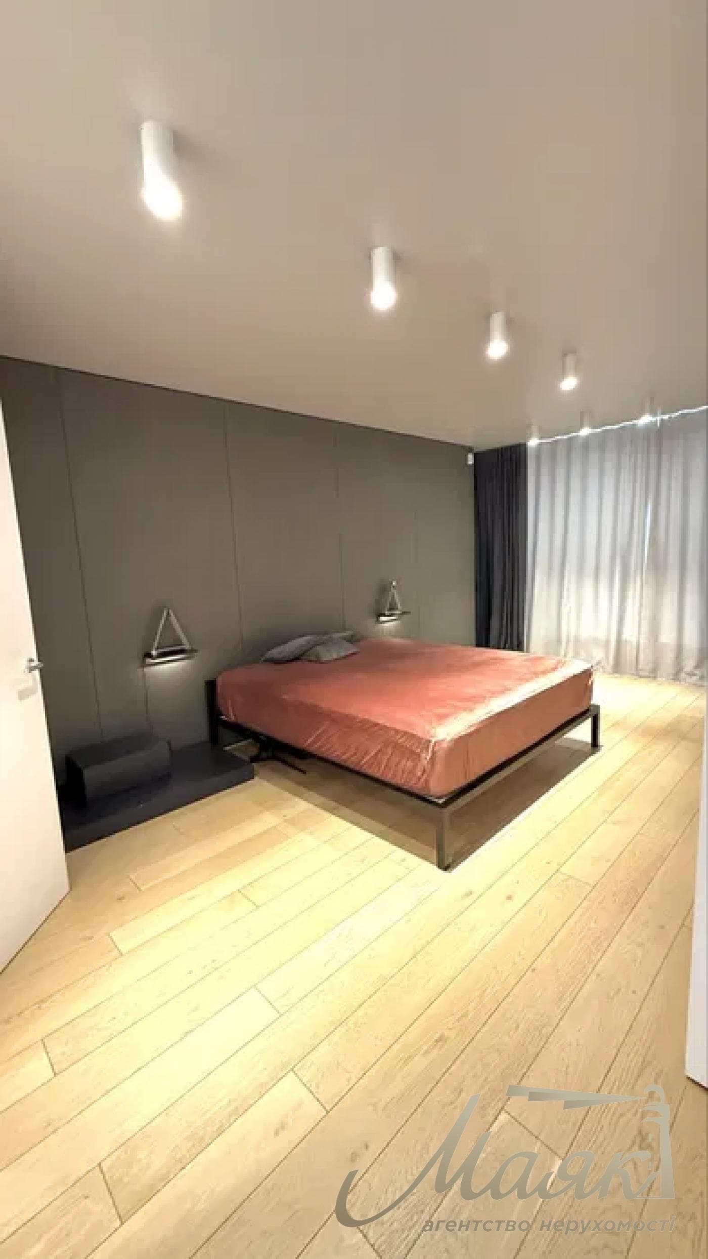 For sale 3-k apartment Park Avenue Residential Complex