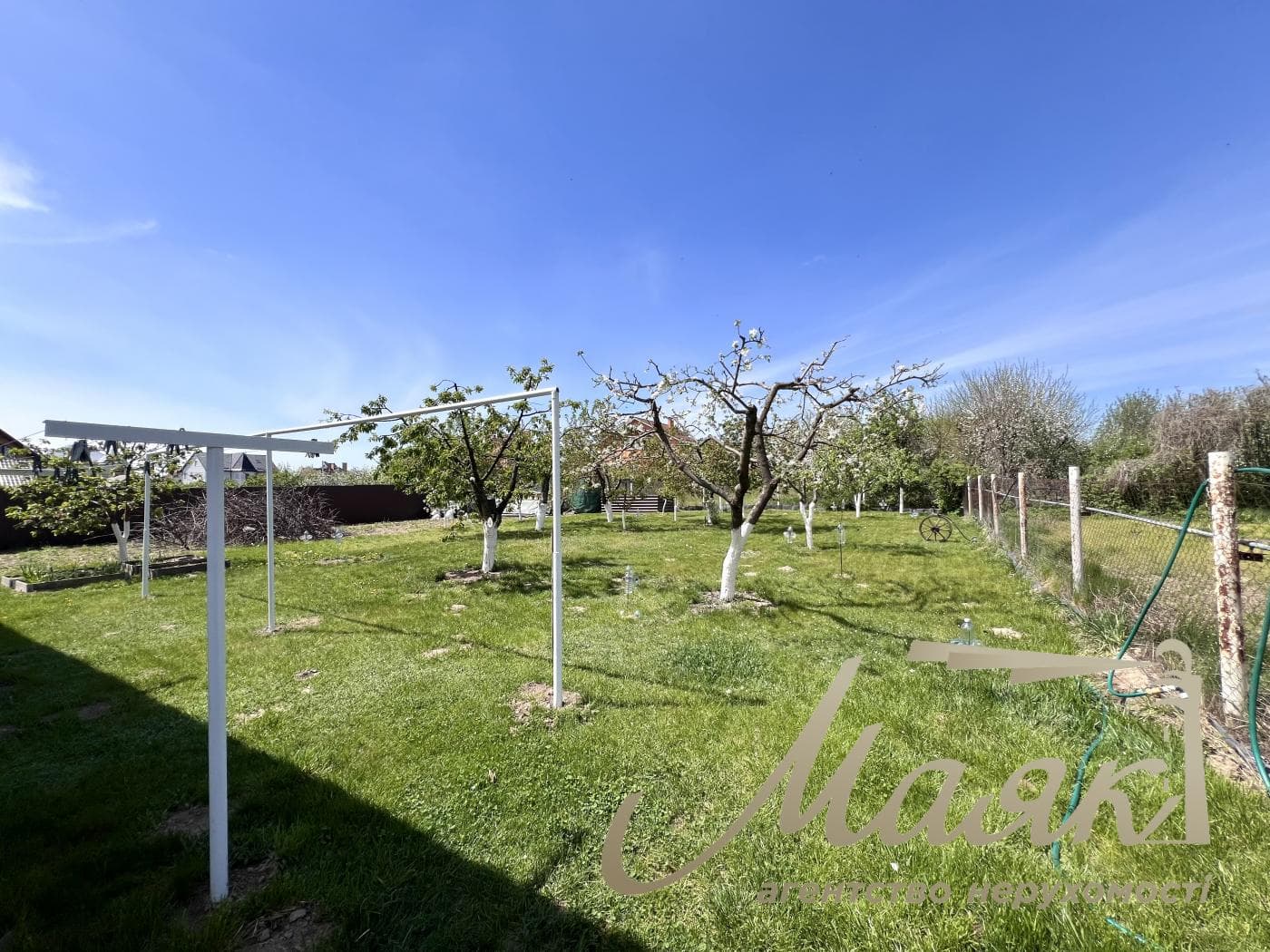 Rent 3-storey house 177m2, s.Skibin, Brovarsky district