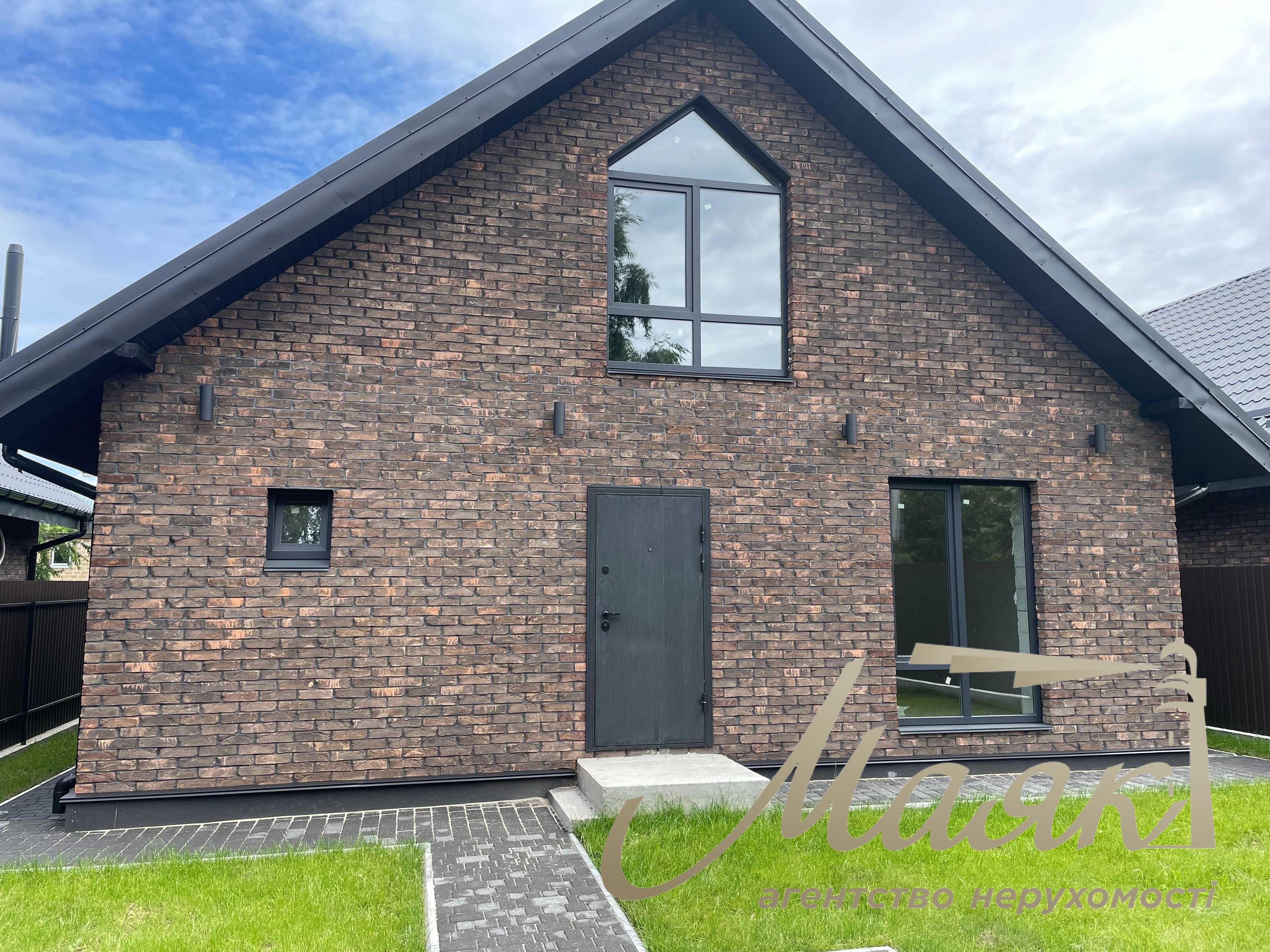 Продаж будинку 120 кв.м без ремонту, 4 сотки в с. Хотів