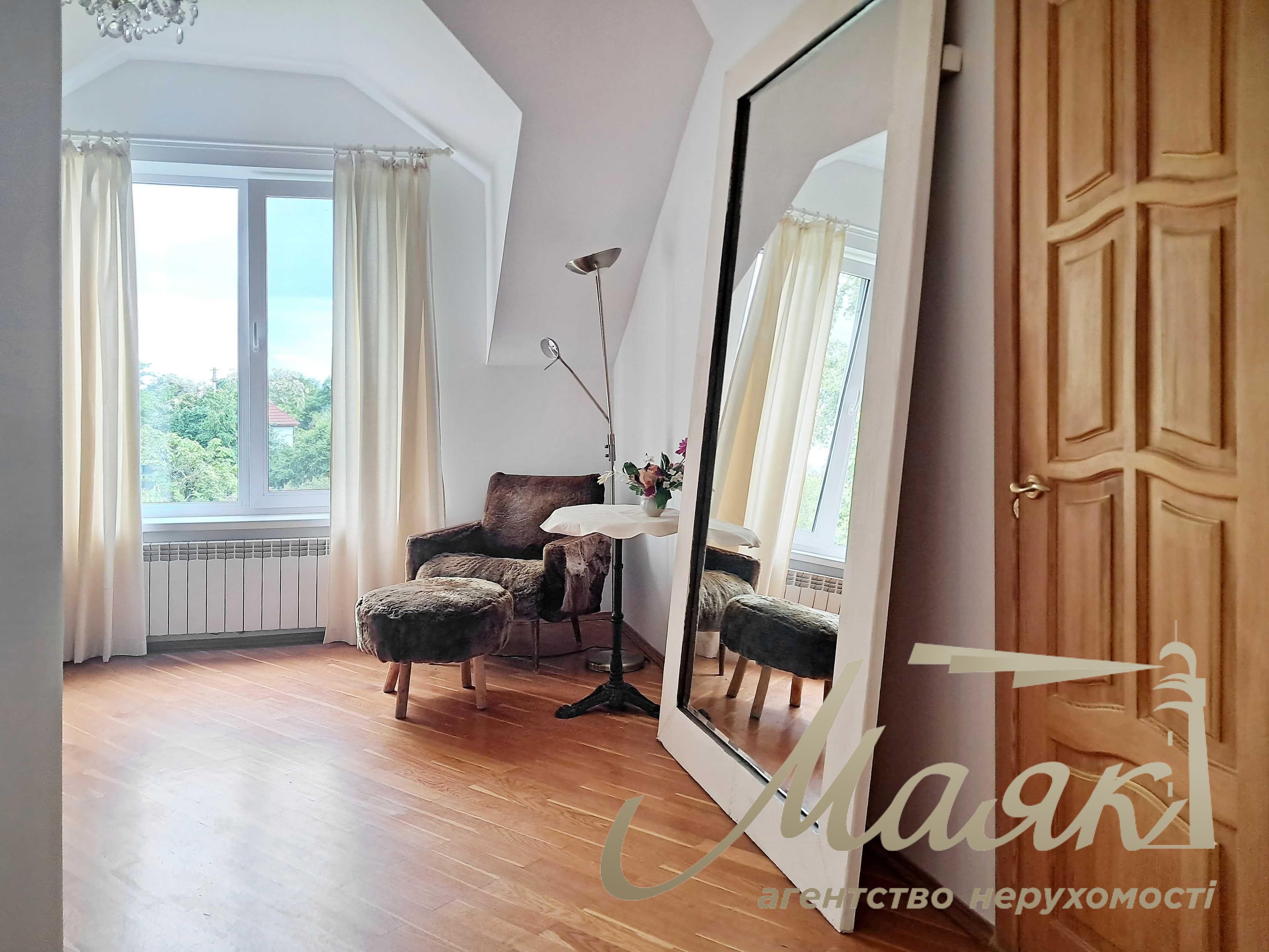 Оренда заміської резиденції зі SPA-комплексом | Плюти | 400 м² | 30 соток