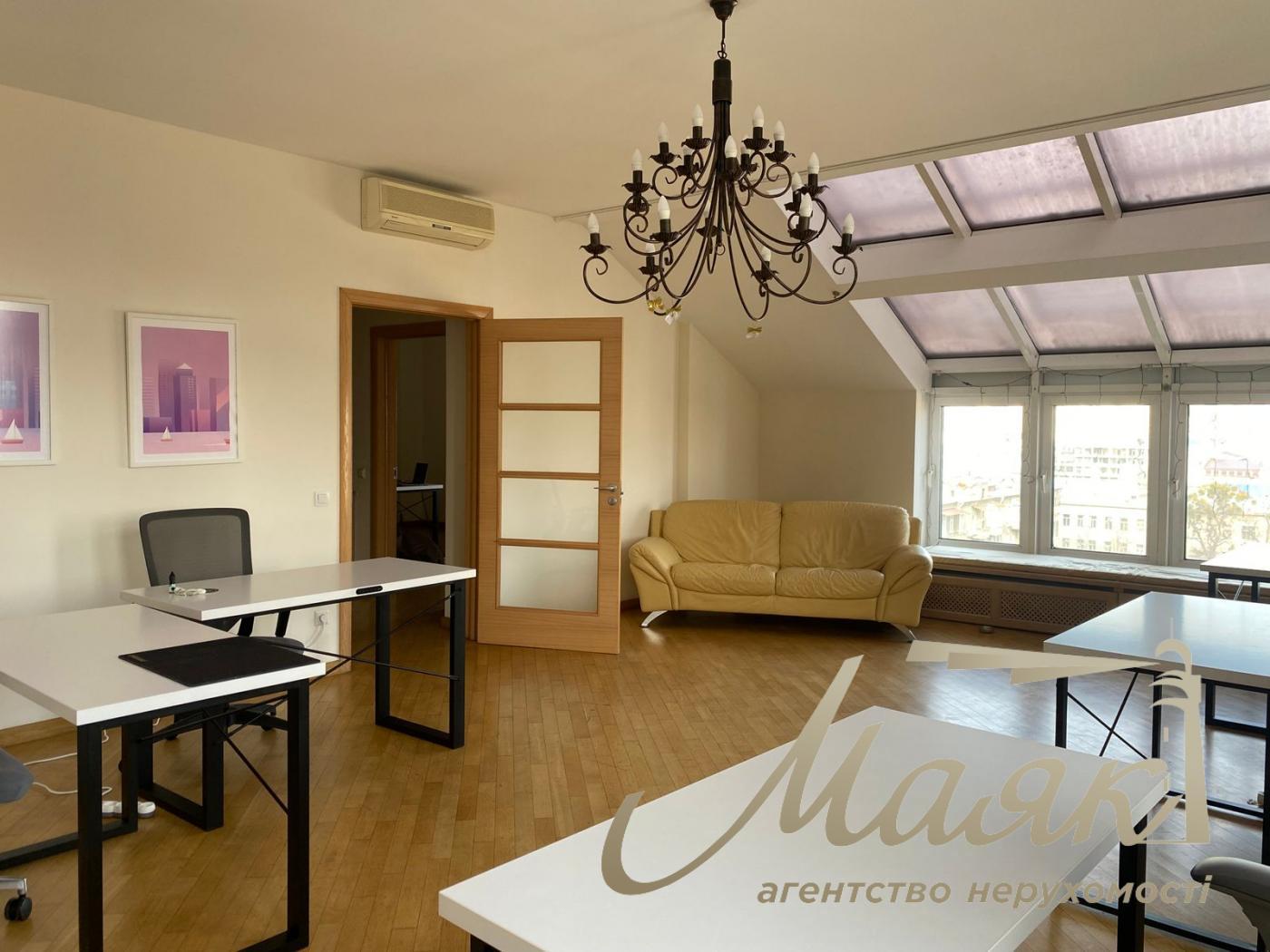 Оренда офісу 216 м2 на бульвар Тараса Шевченка, Центр