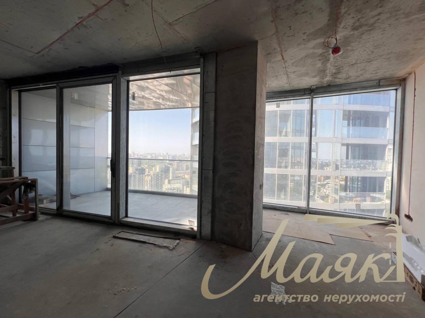 Продаж видової 1-ї кімнатної квартири, 63 м3 у ЖК Taryan Towers