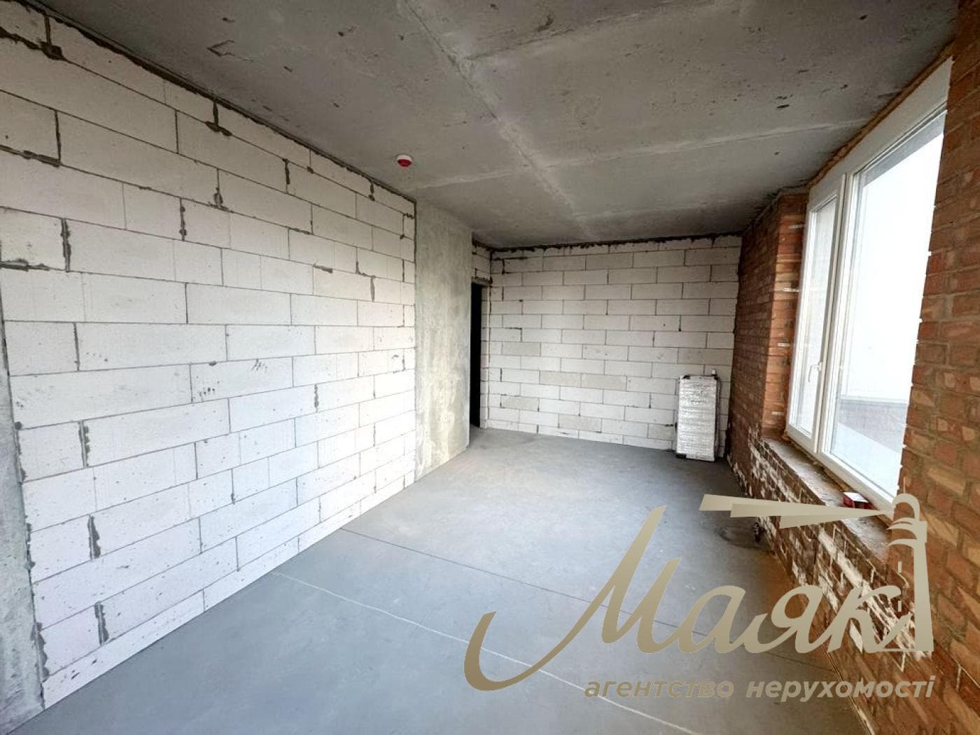 3-room apartment for sale, unrenovated, in the "Novy Avtograf" comfort-class residential complex, 96 m², Kyiv, Left Bank, Dniprovskyi District, Knyaz Roman Mstislavych Street, Darnitsa Metro Station