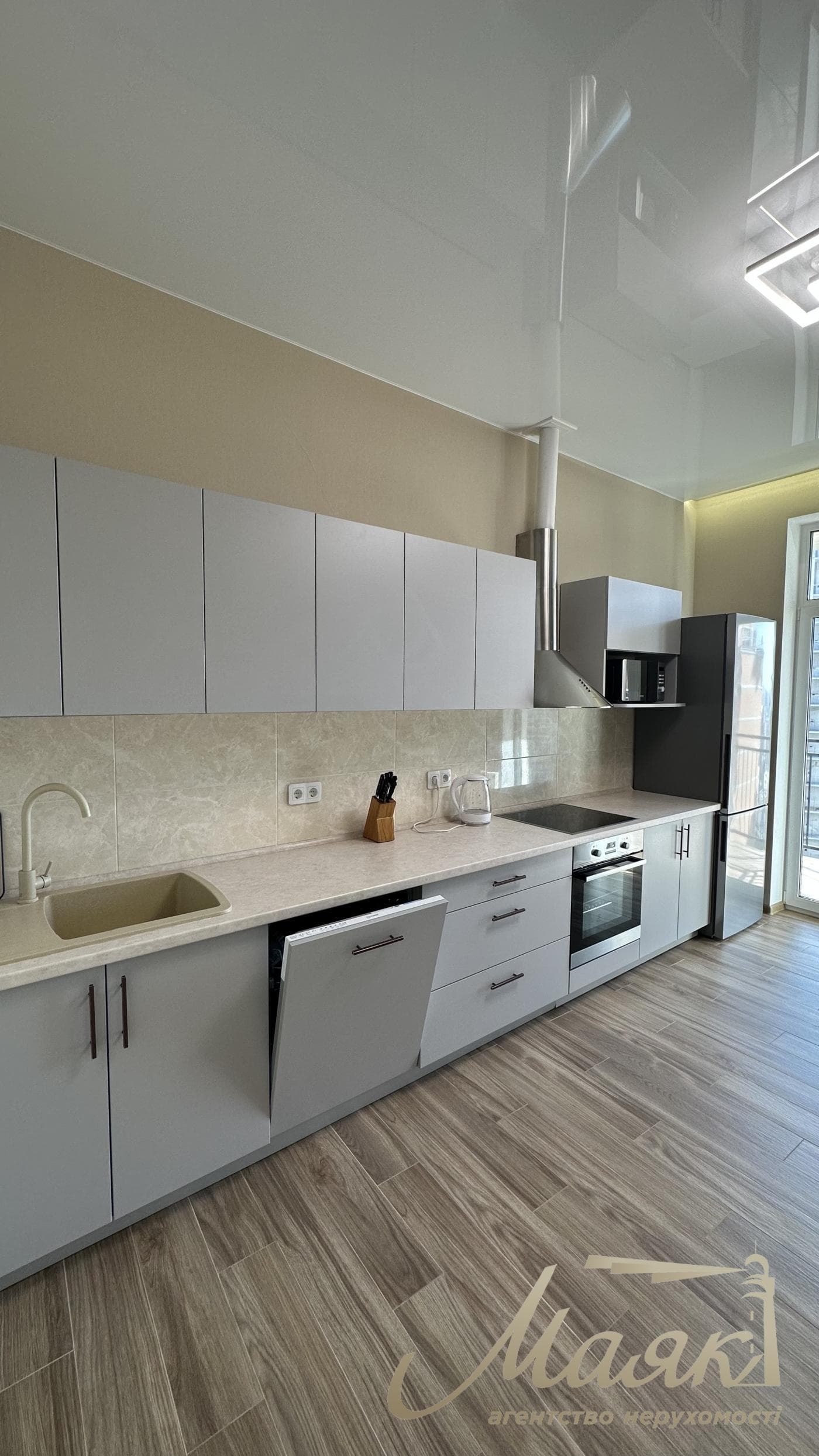 Продаж 2-кімнатної квартири в ЖК Cardinal, 54м², Печерський район, Київ