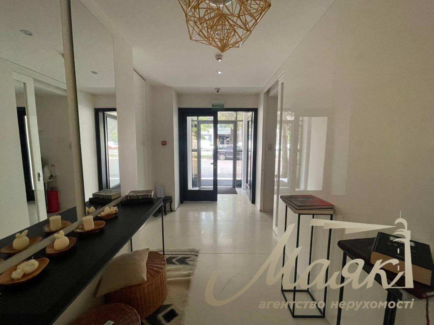 Оренда приміщення під кафе або ресторан 100м2 у центрі, вул. Антоновича