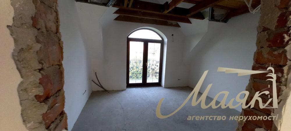 Продажа дома 255м2 + гостевой дом 55м2 в КГ Романков | Обуховское направление | Киевская область