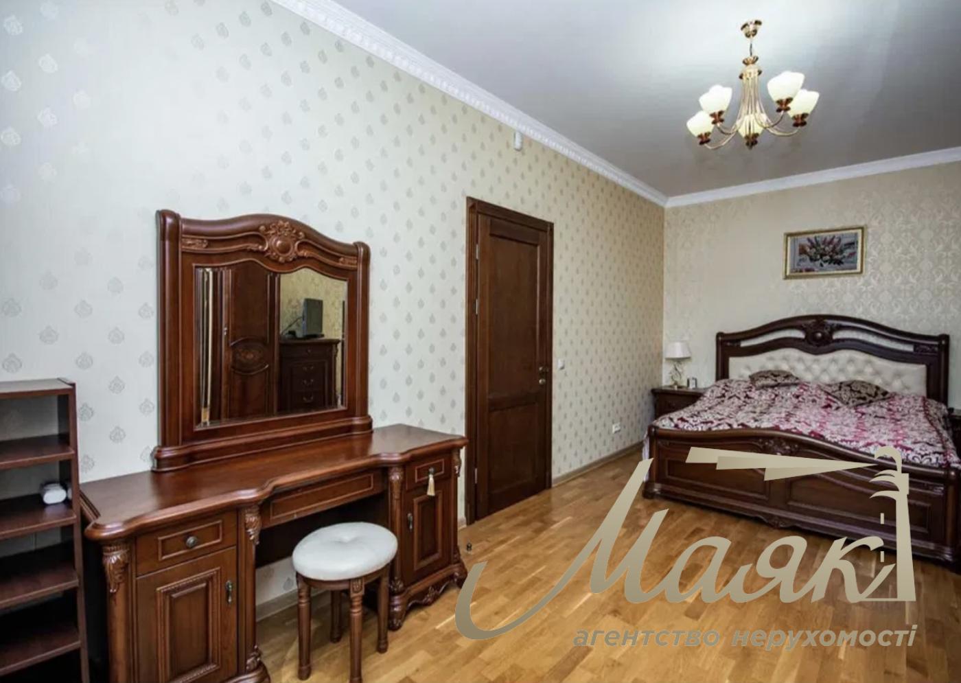 Продажа 2х-этажного дома 250м2 в с.Новоселки, Вышгородский район