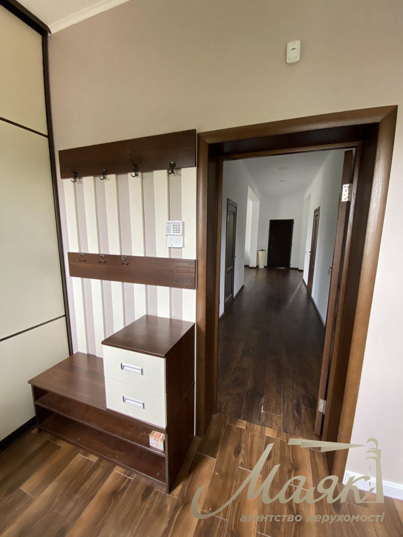 Продаж 2х-поверхового будинку 160м2 в с.Крюківщина