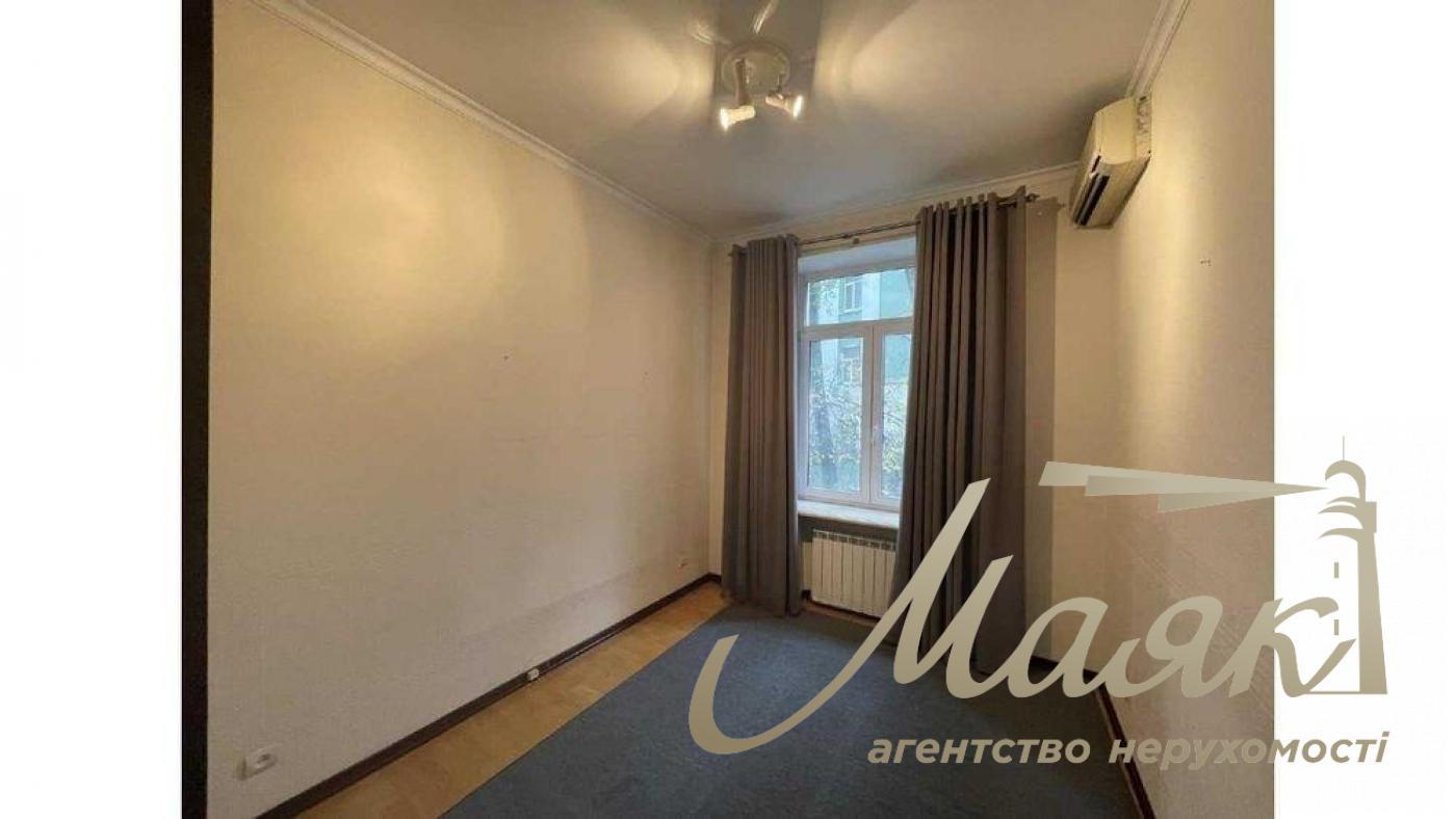 Продажа 5-комнатной квартиры, 163м², ул. Крещатик, 21, Центр, Киев