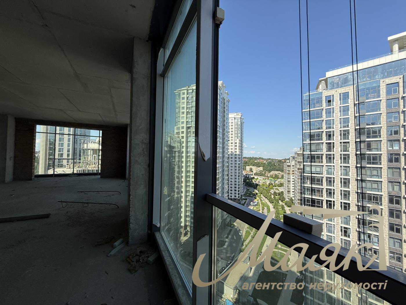 Продаж 3х-кімнатної квартири 131.79м2 в ЖК новопечерські липки, вул. Андрія Верхогляда/Драгомирва, Печерськ, Київ