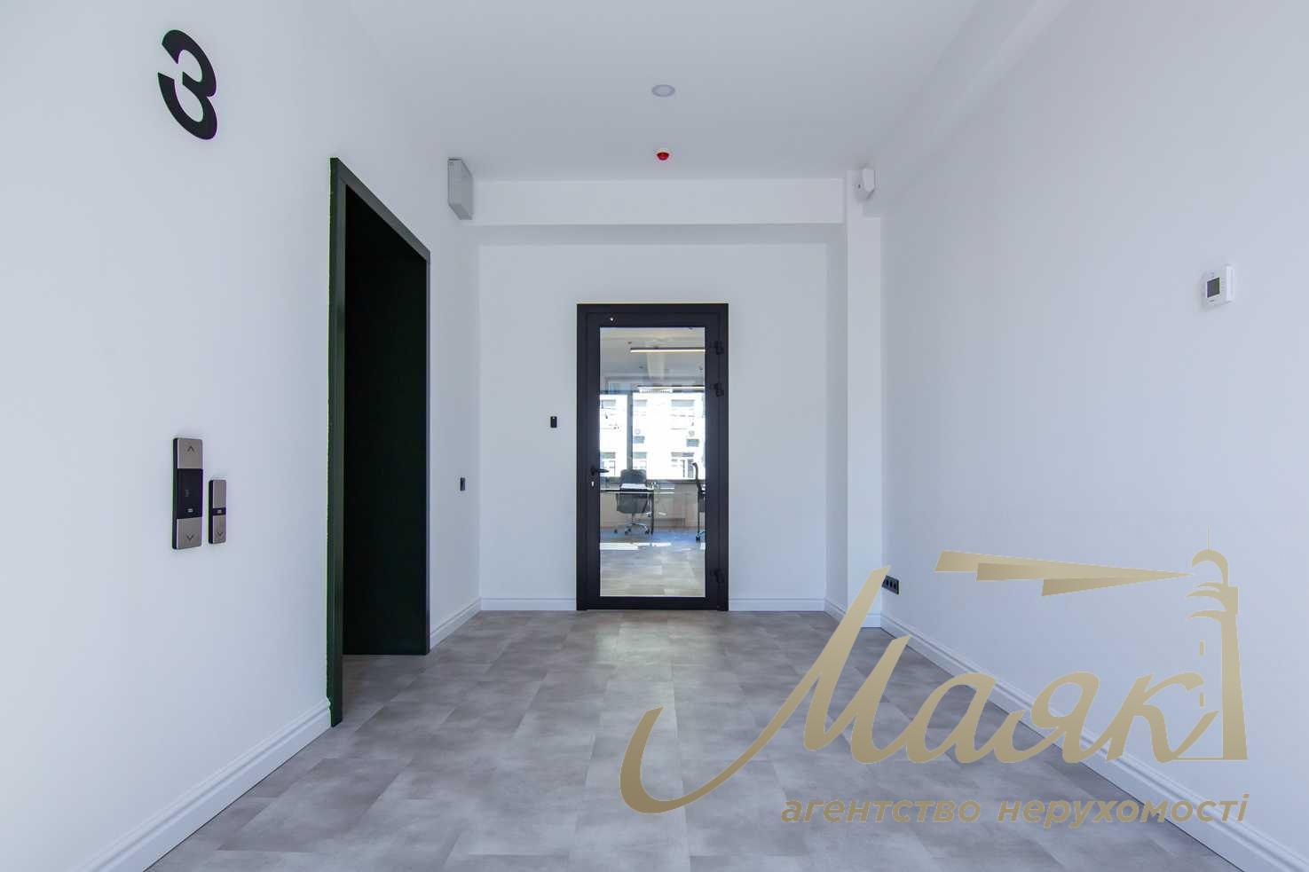 Аренда дизайнерского офиса 561 м2, в БЦ Infinity А клас