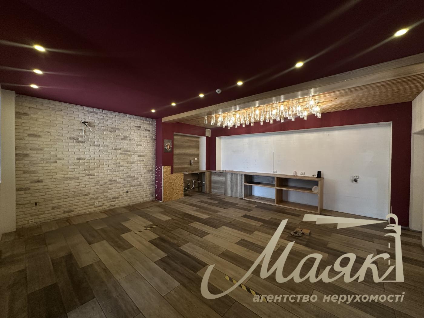 Rent a facade premises 201m2, Ivasiuk Ave, Obolonska Embankment