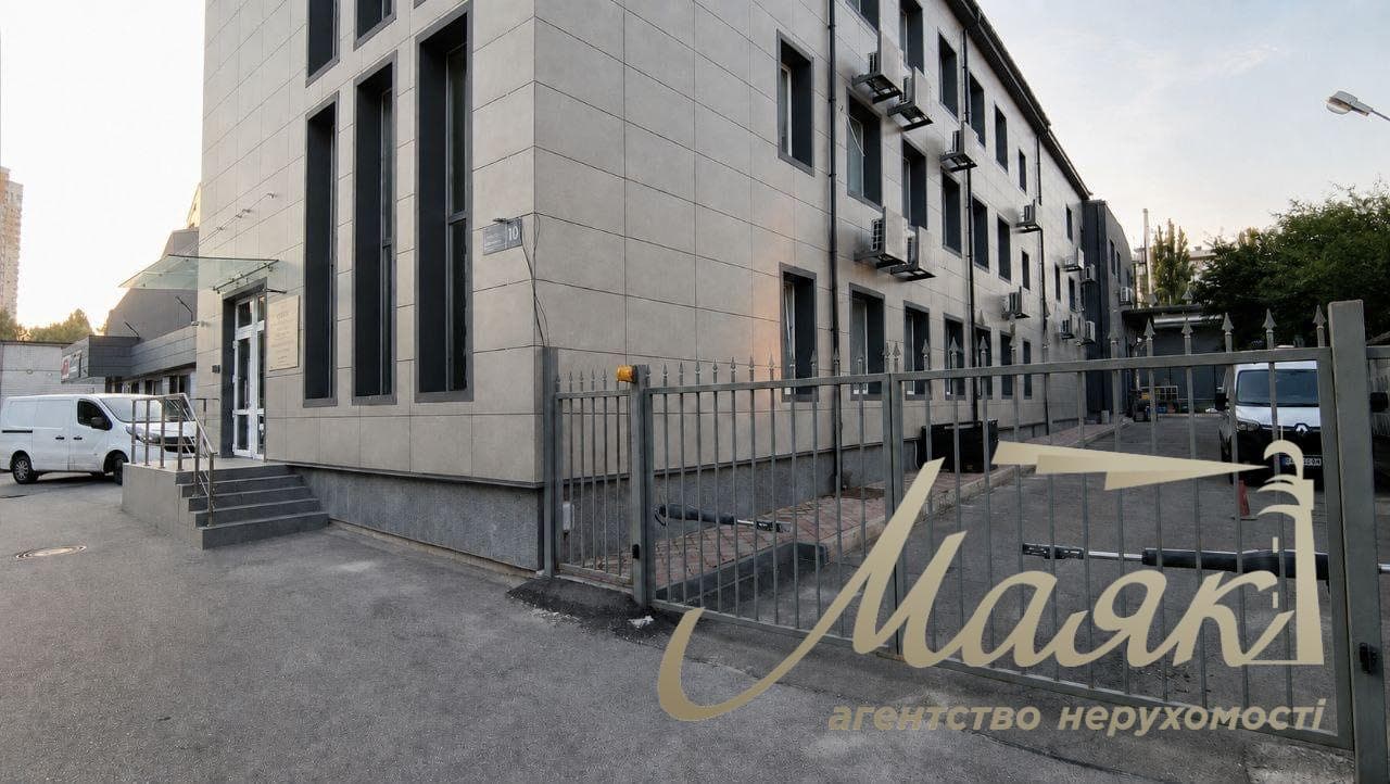 Продаж земельної ділянки (930 м²) за адресою: вул. Г. Шаповала, 10, Солом'янський район
