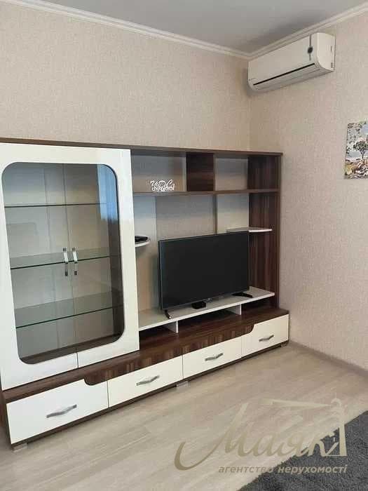 Оренда 2-кімнатної квартири на вул. Барбюса, 2-Б, Печерськ.