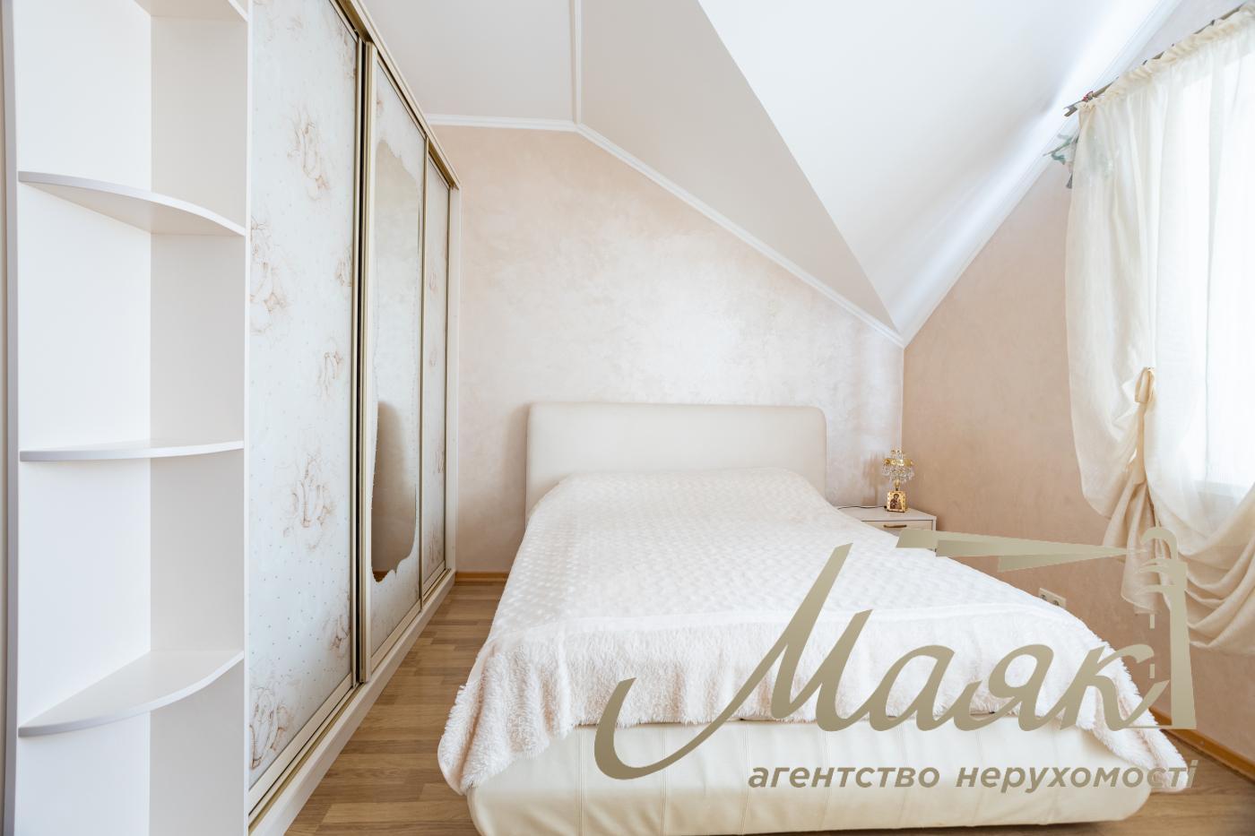 Продаж будинку Березівка, купити будинок в Березівці, будинок житомирское направавление купити, будинок з басейном купити Київська область