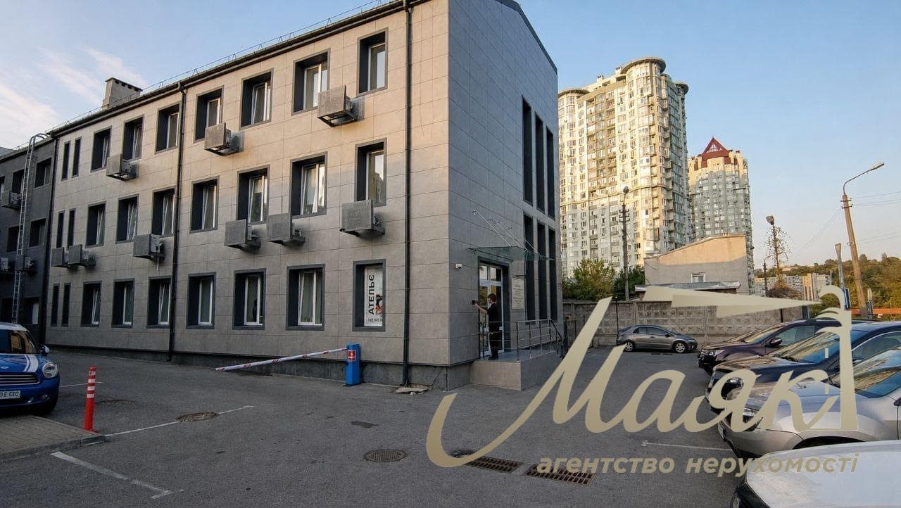 Продаж земельної ділянки (930 м²) за адресою: вул. Г. Шаповала, 10, Солом'янський район