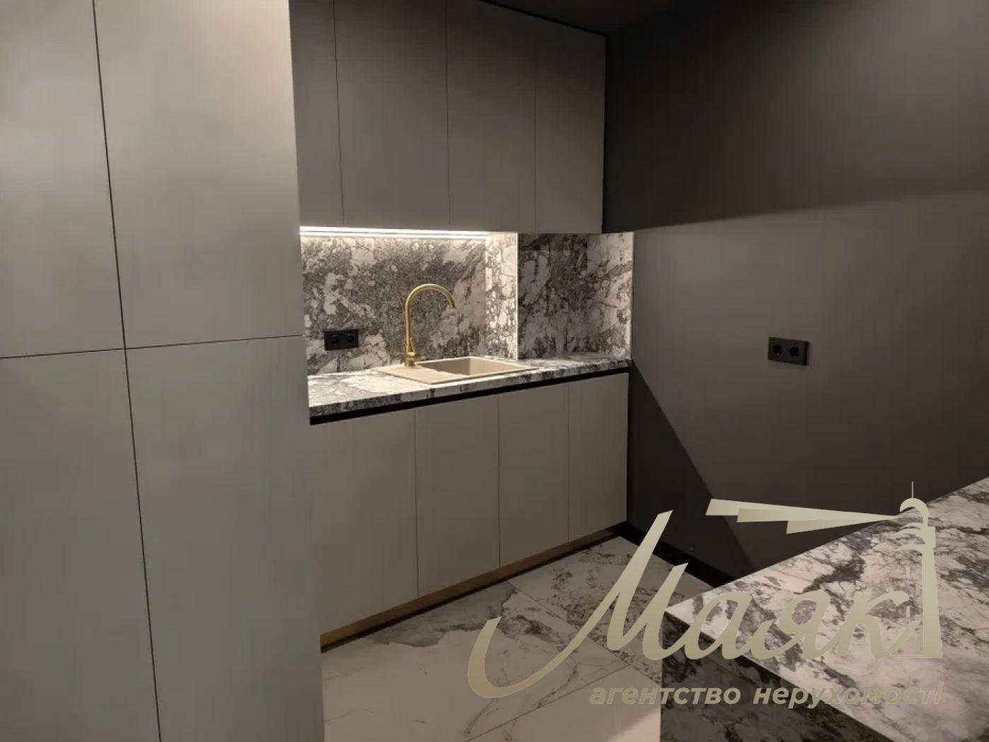 Аренда премиального офиса ЖК Linden, ул. Круглоуниверситетская