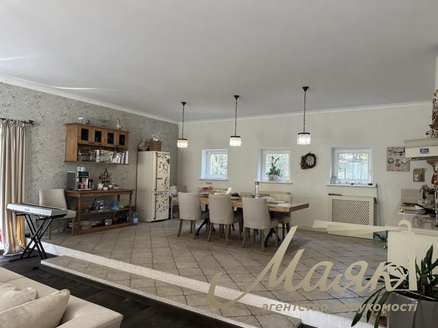 Аренда дома под Киевом, 15 мин.от Печерска,с. Конча Заспа